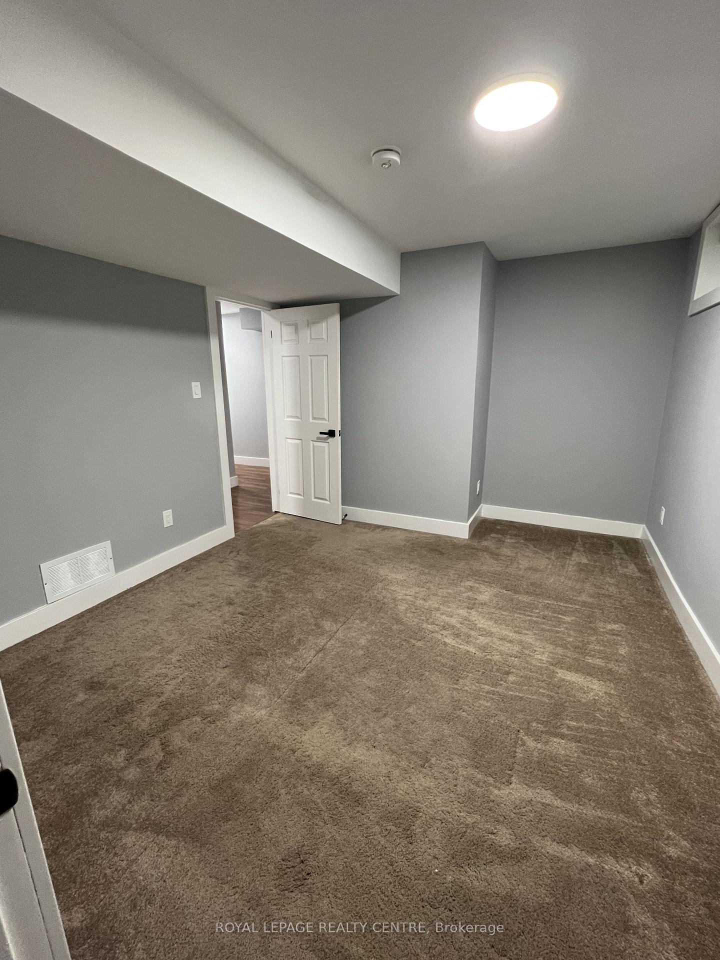 Photo 10 of Unit Lower, 106 Marsellus Drive, Barrie, Holly — HOMEH
