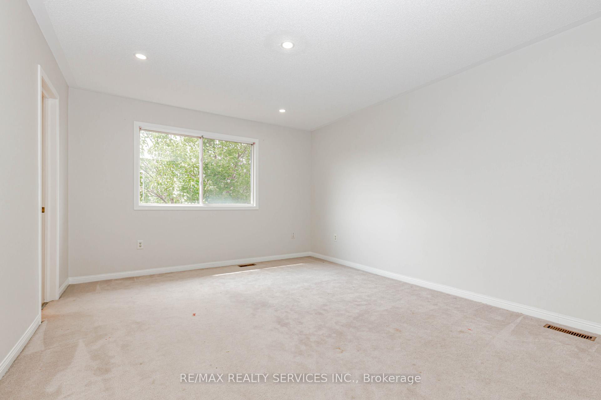 Photo 19 of Unit Upper, 106 Narrow Valley Crescent, Brampton, Sandringham-Wellington — HOMEH
