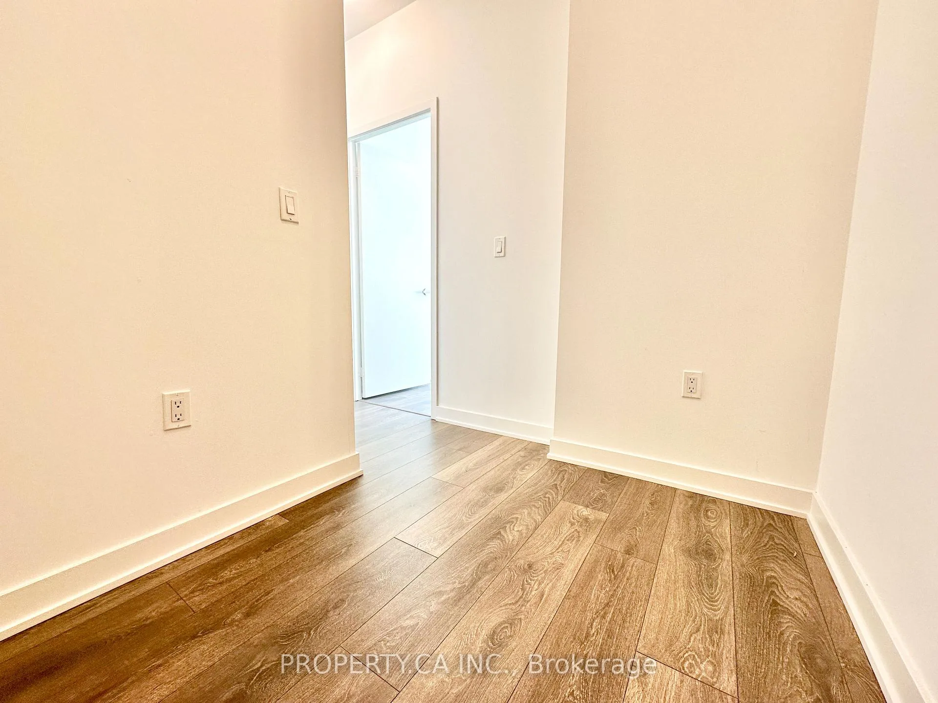 Photo 14 of Unit PH06, 99 Broadway Avenue, Toronto, Mount Pleasant West — HOMEH