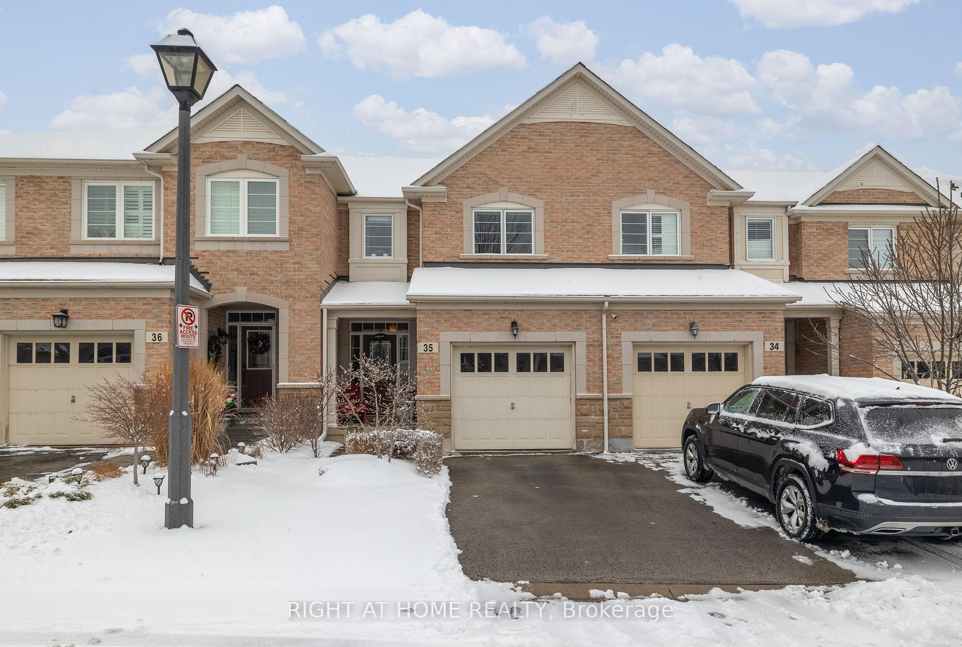 Photo 2 of Unit 35, 4241 Sarazen Drive, Burlington, Rose — HOMEH