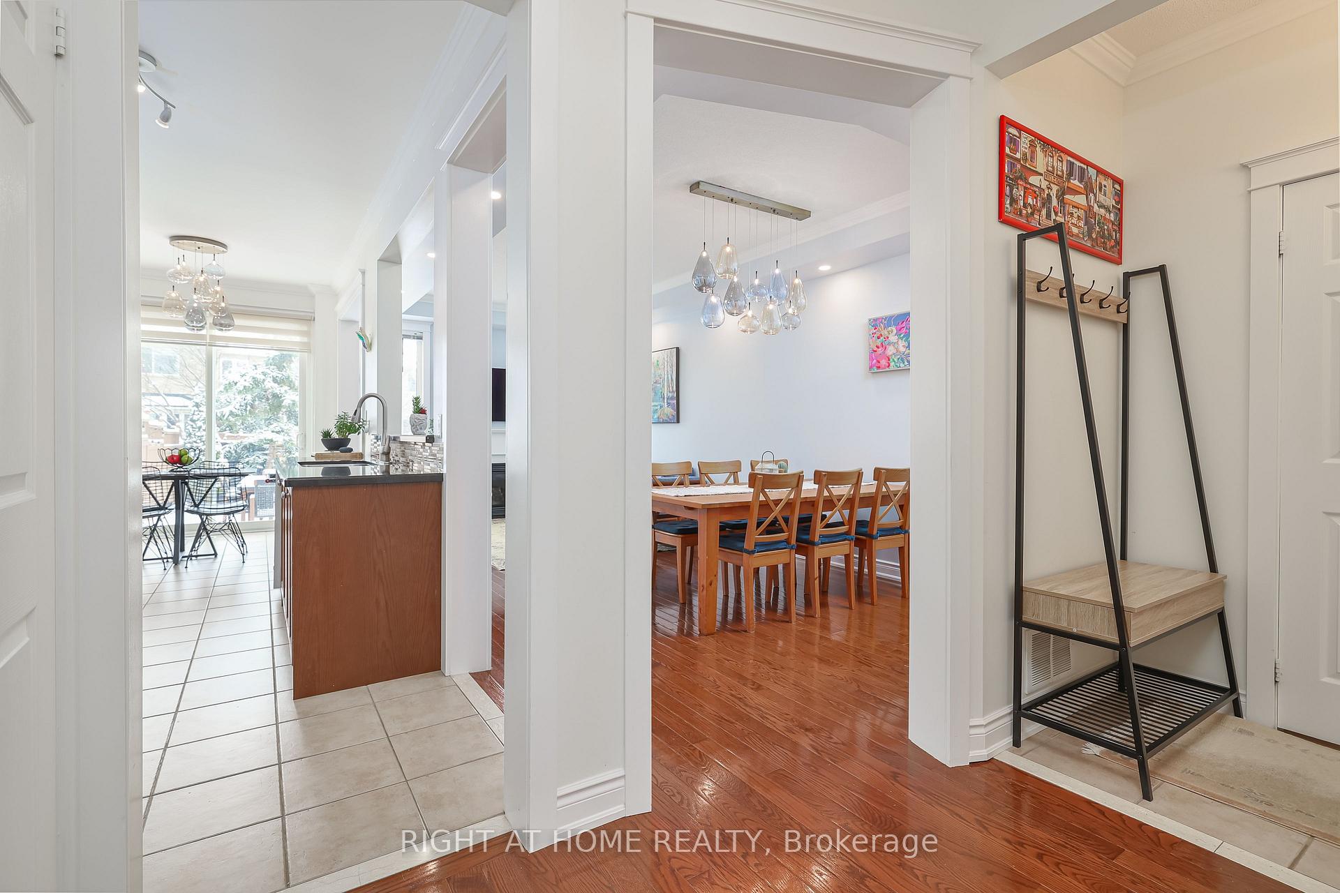 Photo 3 of Unit 35, 4241 Sarazen Drive, Burlington, Rose — HOMEH