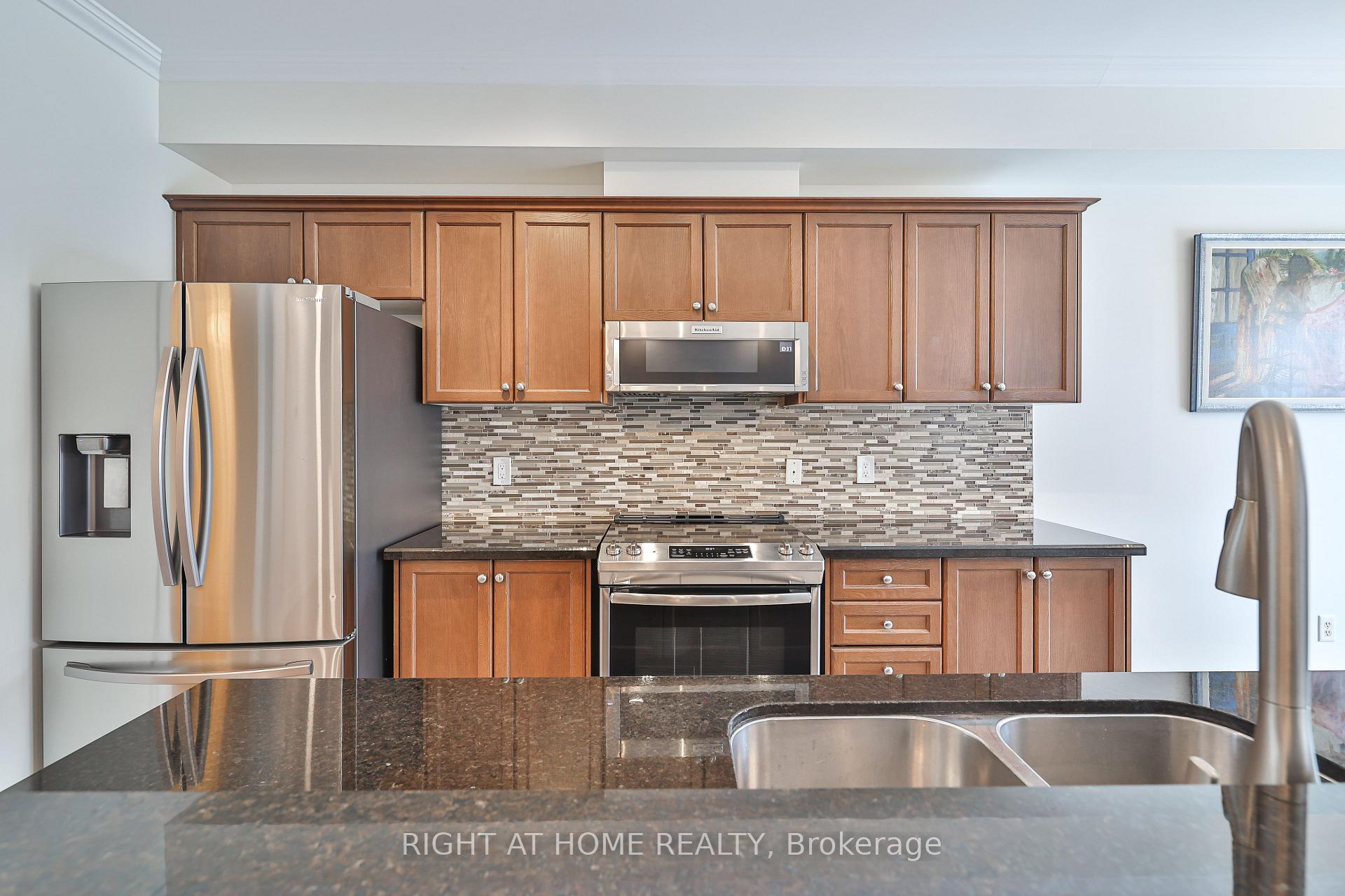 Photo 12 of Unit 35, 4241 Sarazen Drive, Burlington, Rose — HOMEH