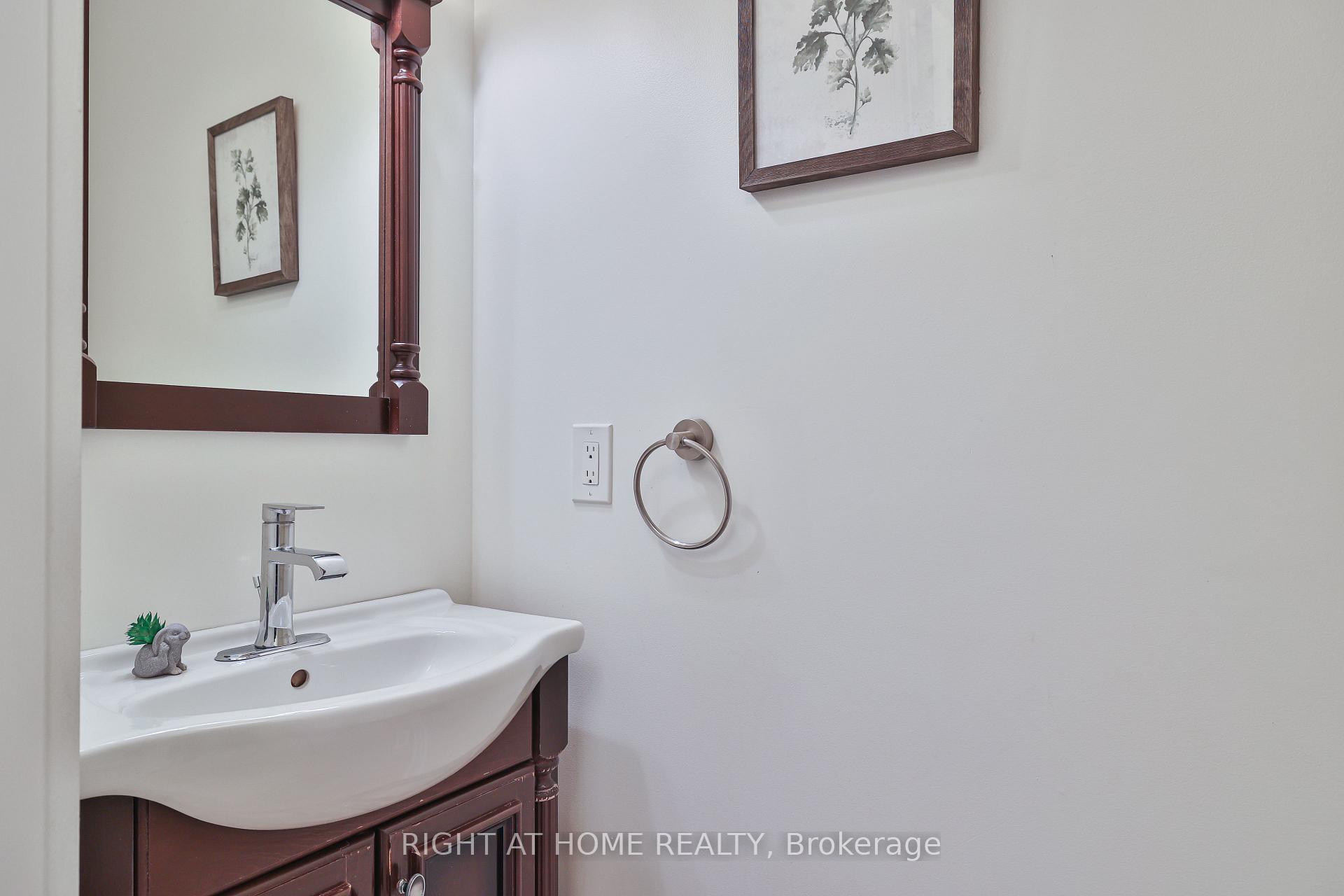 Photo 15 of Unit 35, 4241 Sarazen Drive, Burlington, Rose — HOMEH