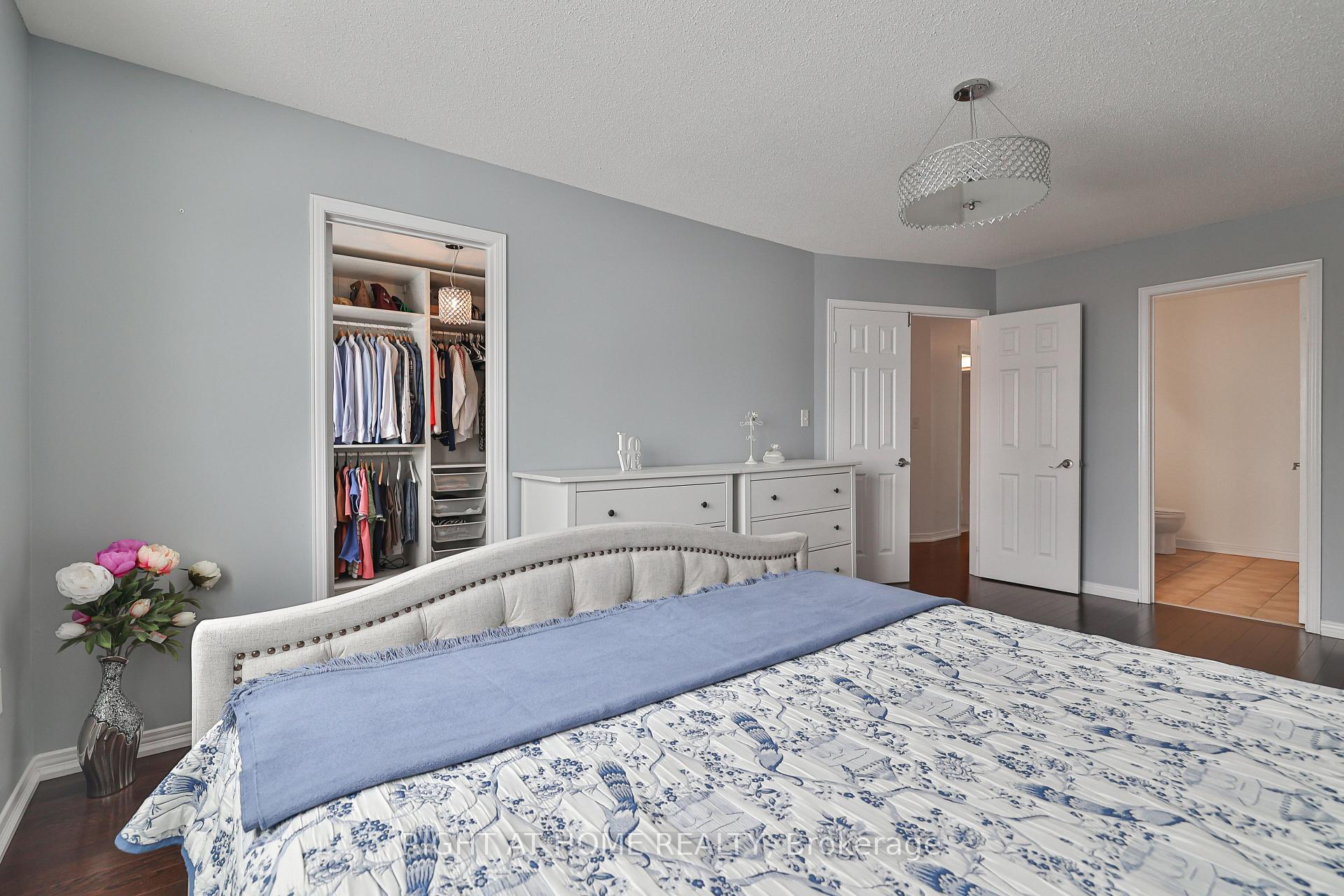Photo 18 of Unit 35, 4241 Sarazen Drive, Burlington, Rose — HOMEH