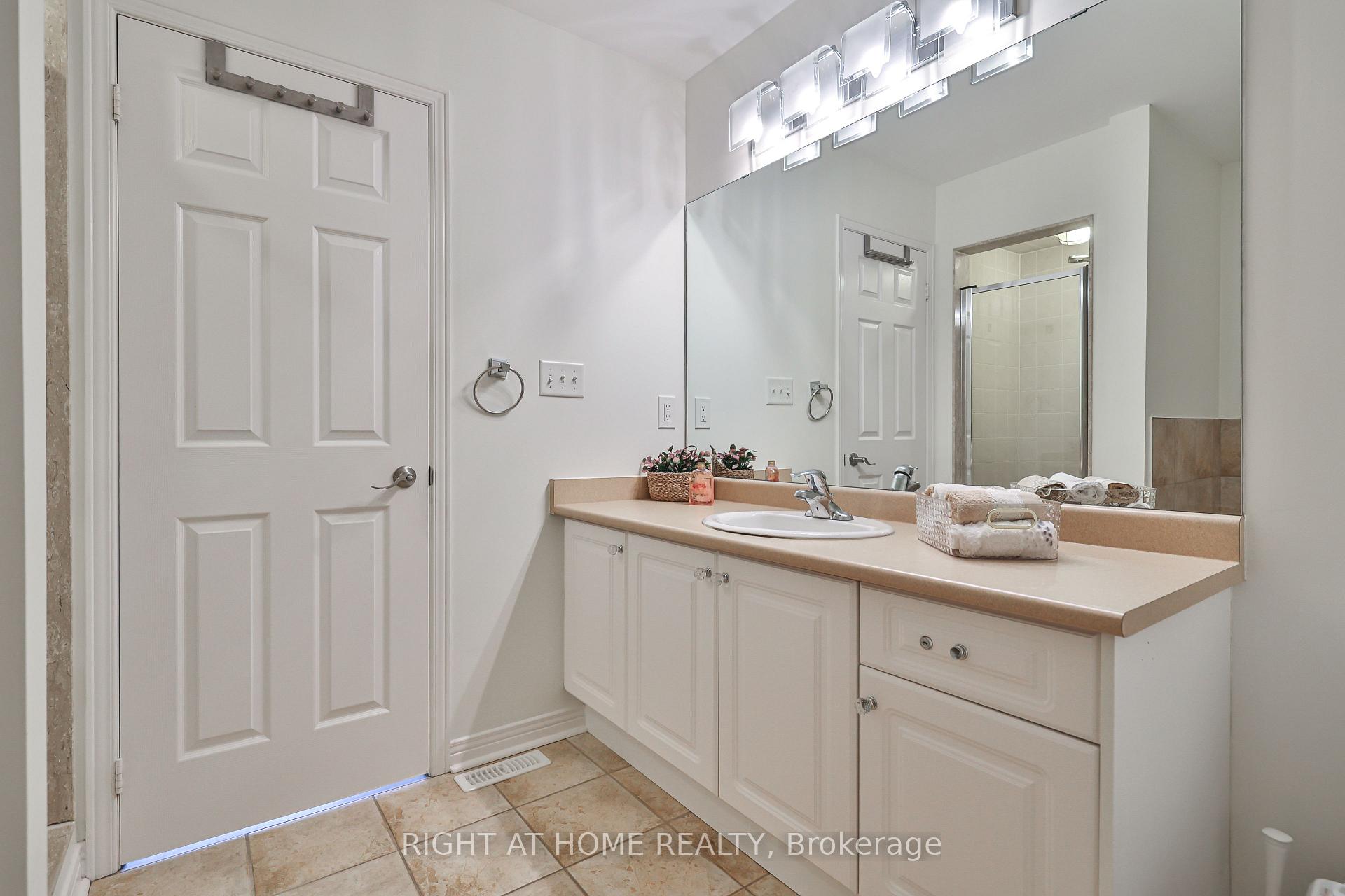 Photo 20 of Unit 35, 4241 Sarazen Drive, Burlington, Rose — HOMEH