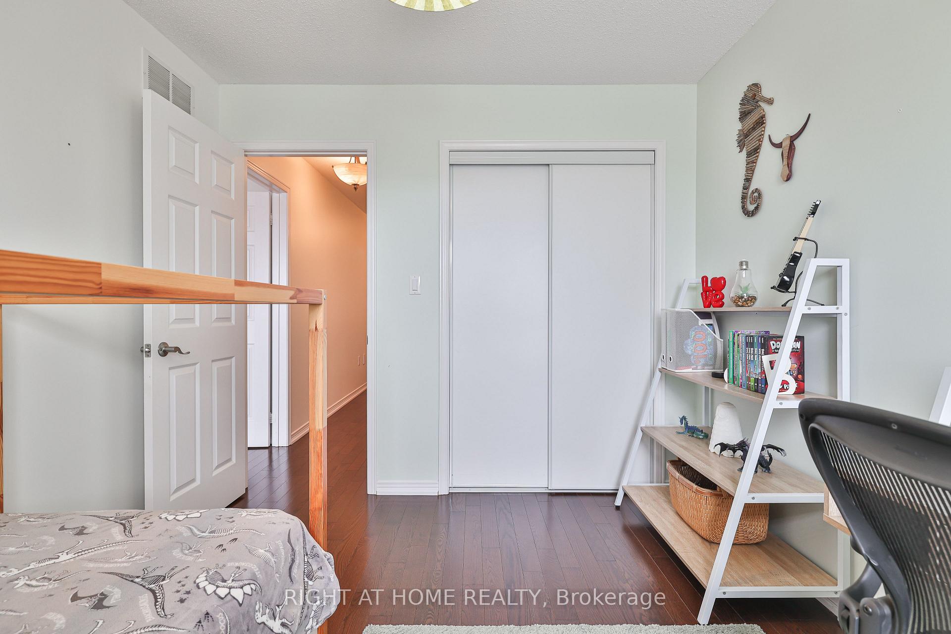 Photo 24 of Unit 35, 4241 Sarazen Drive, Burlington, Rose — HOMEH