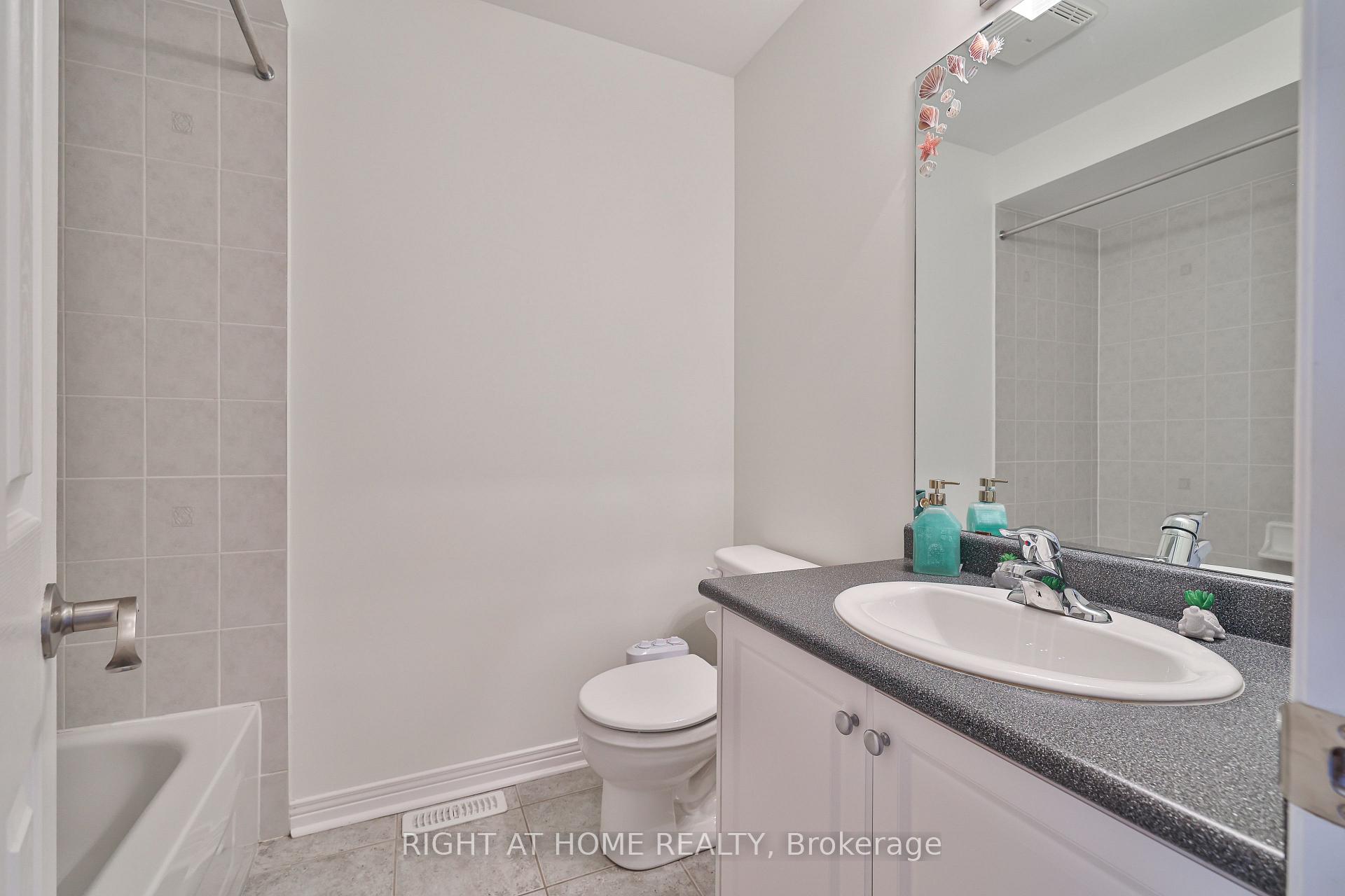 Photo 27 of Unit 35, 4241 Sarazen Drive, Burlington, Rose — HOMEH