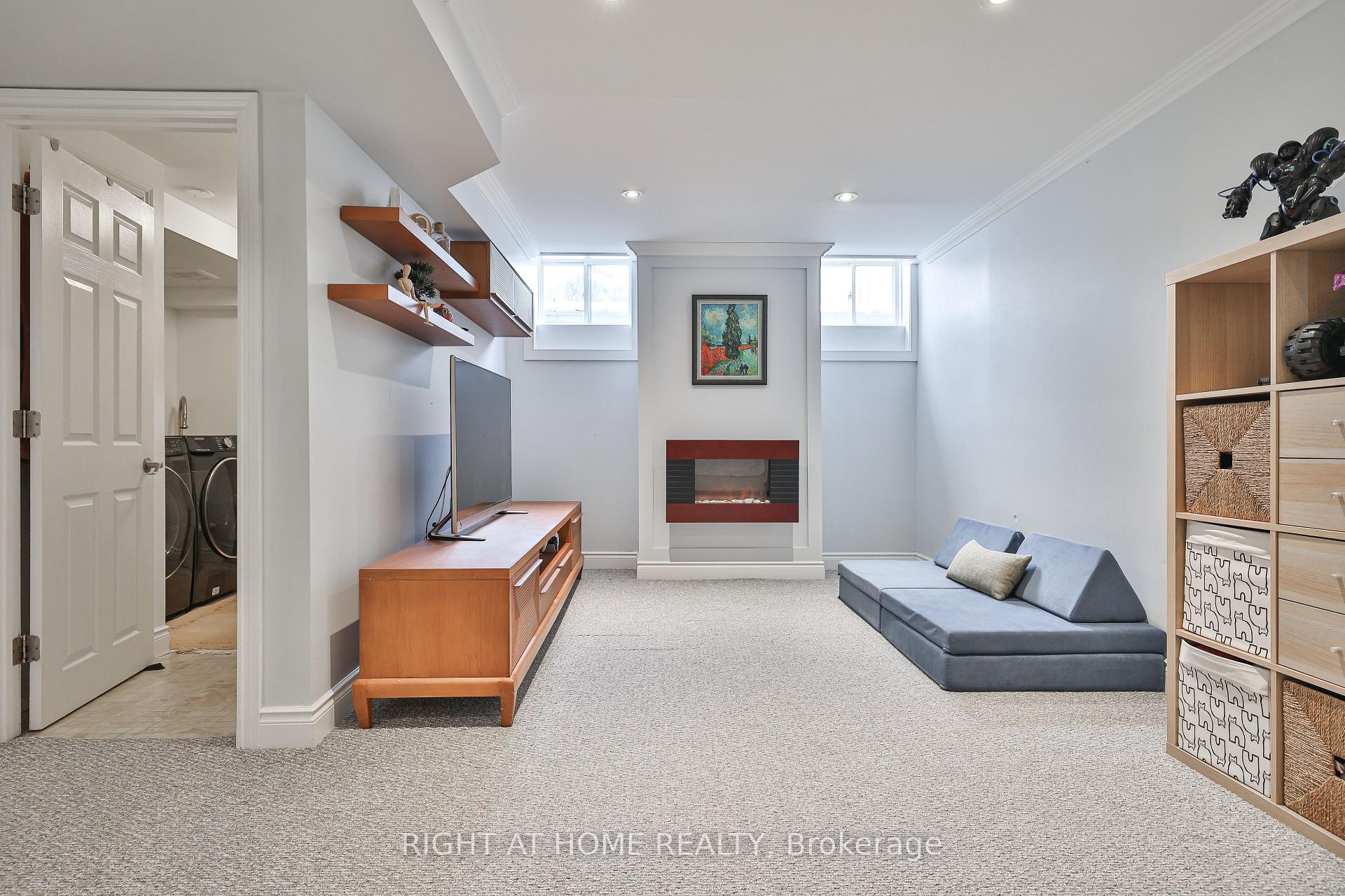 Photo 30 of Unit 35, 4241 Sarazen Drive, Burlington, Rose — HOMEH