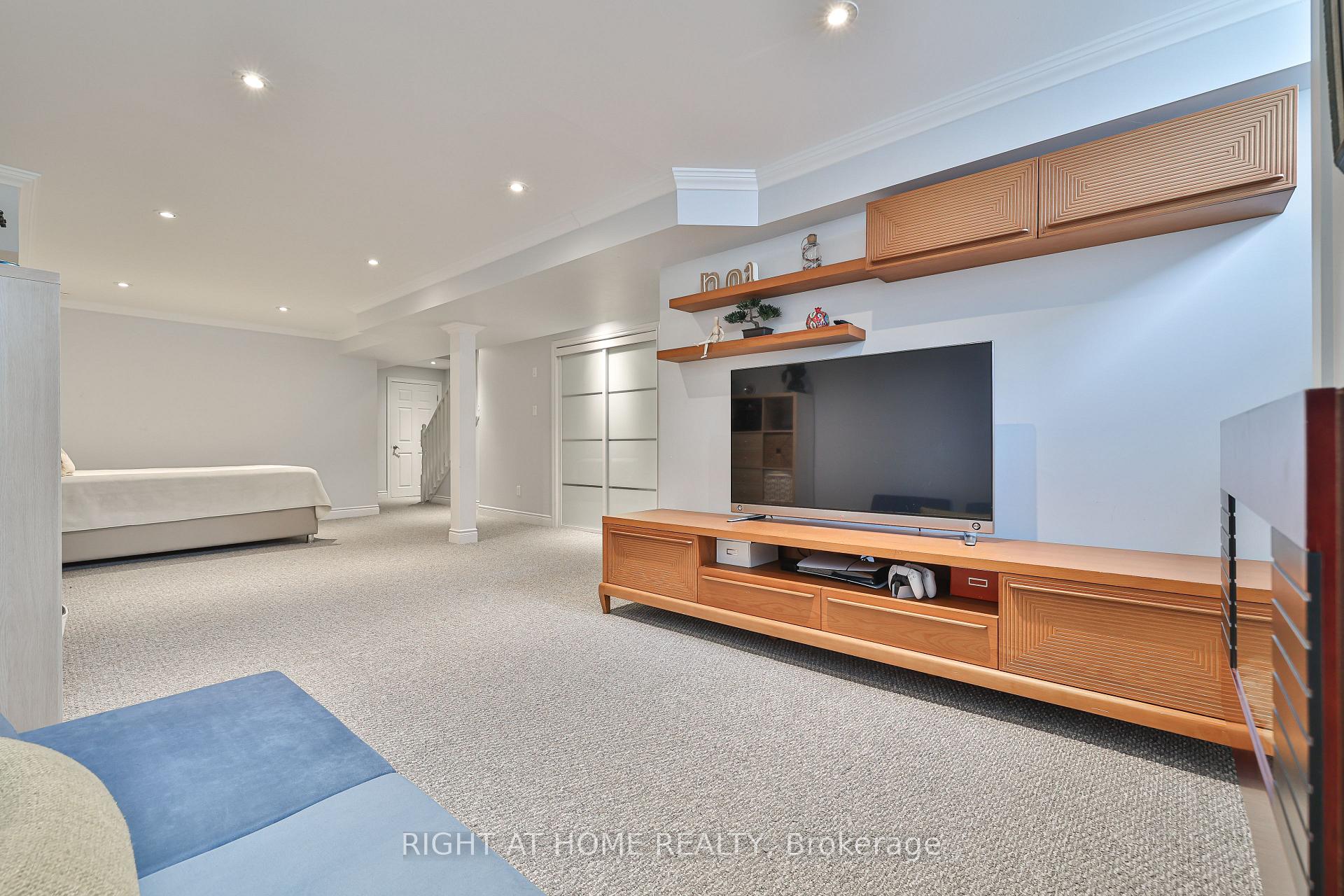 Photo 34 of Unit 35, 4241 Sarazen Drive, Burlington, Rose — HOMEH
