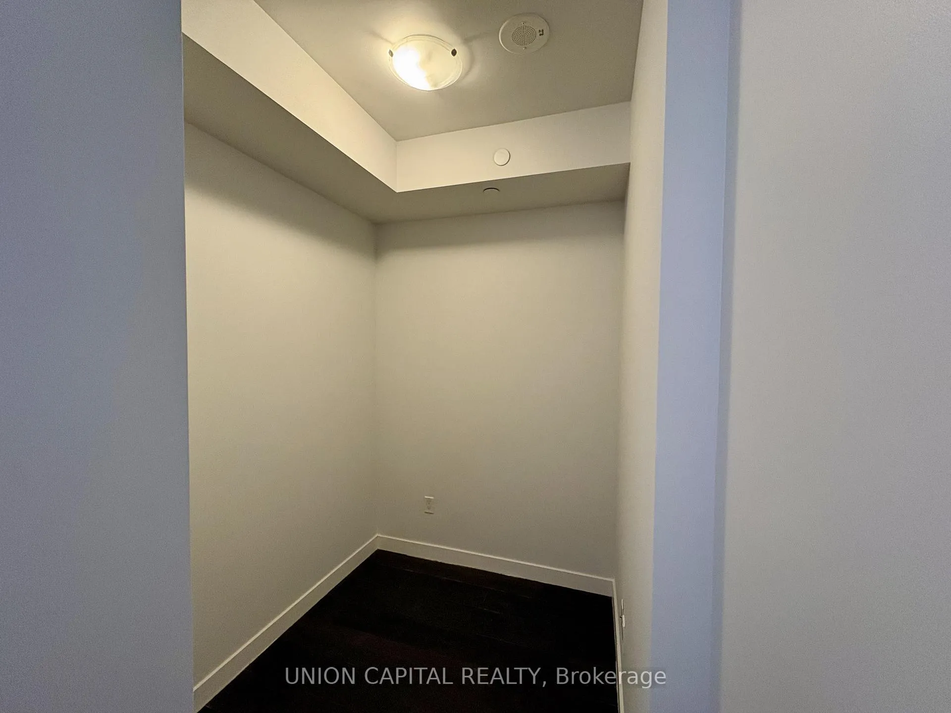 Photo 9 of Unit 3109, 8 Eglinton Avenue E, Toronto, Mount Pleasant West — HOMEH