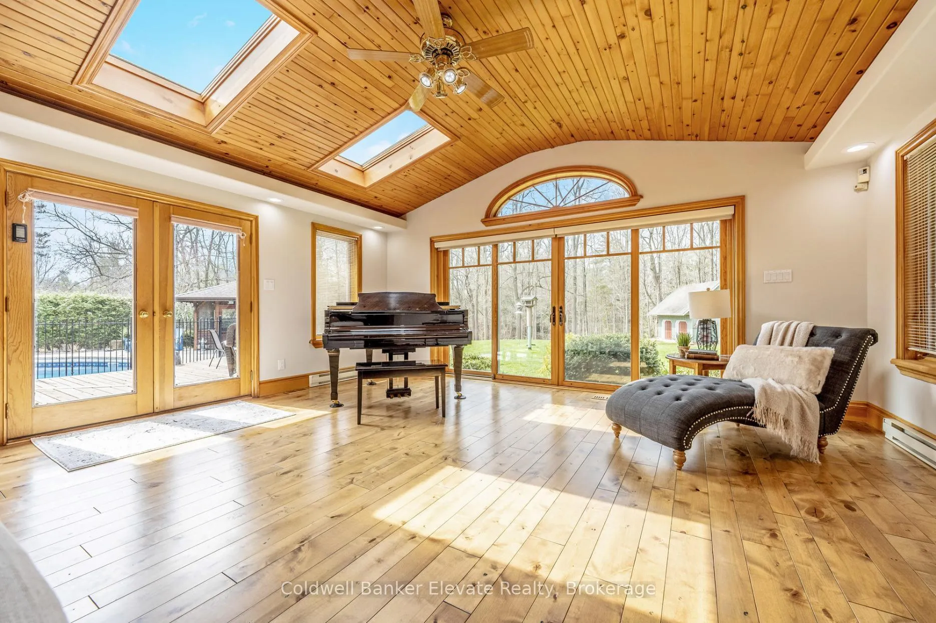 Photo 19 of 12282 Eighth Line, Halton Hills, Rural Halton Hills — HOMEH