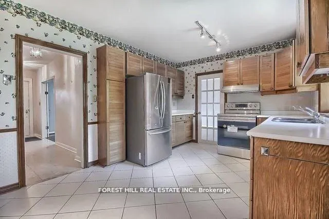 Photo 12 of 73 Riverside Boulevard, Vaughan, Uplands — HOMEH
