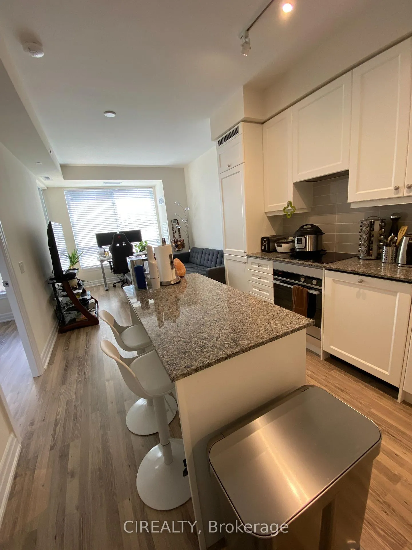Photo 7 of Unit 707, 9085 Jane Street, Vaughan, Concord — HOMEH