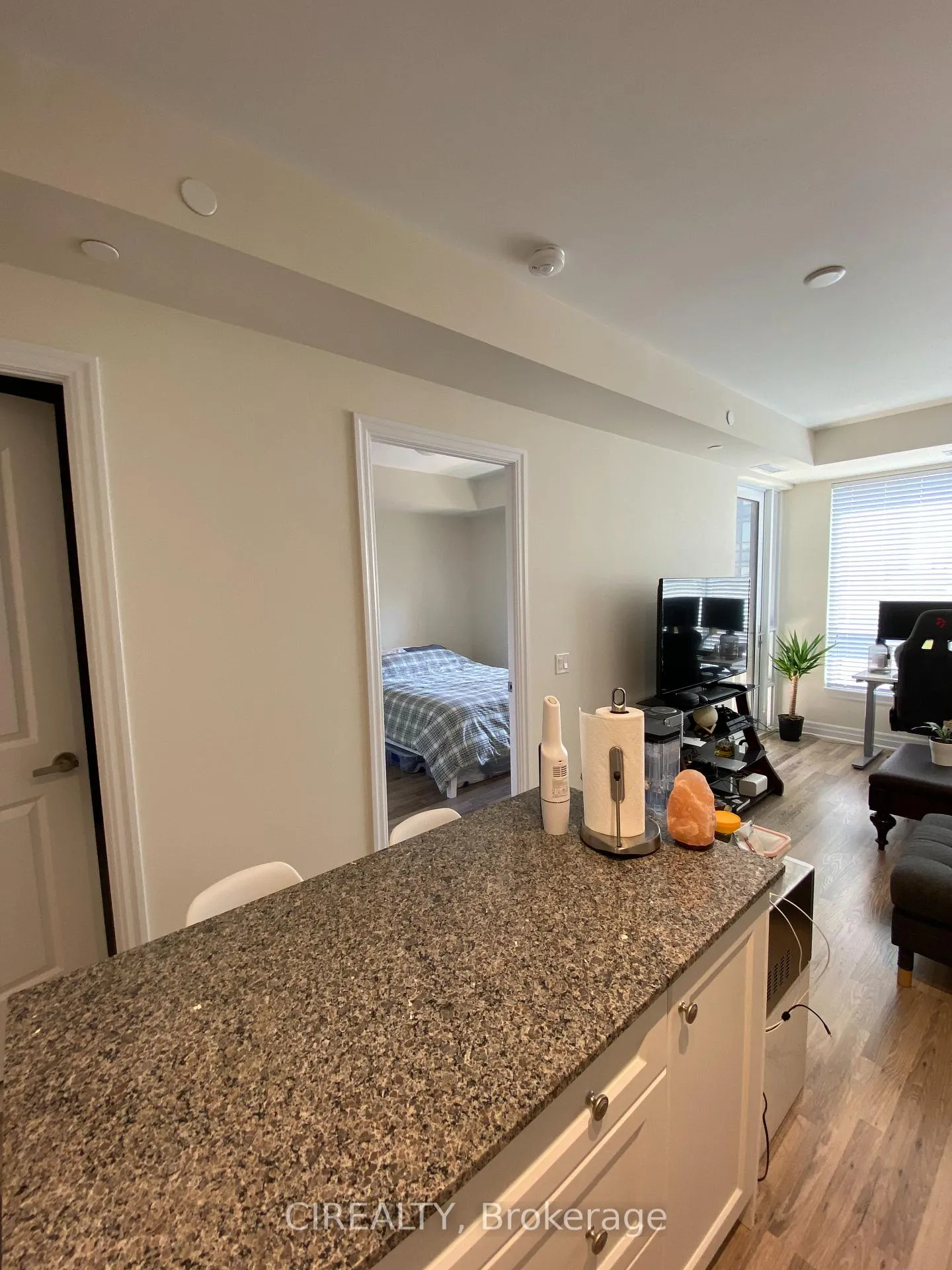 Photo 11 of Unit 707, 9085 Jane Street, Vaughan, Concord — HOMEH