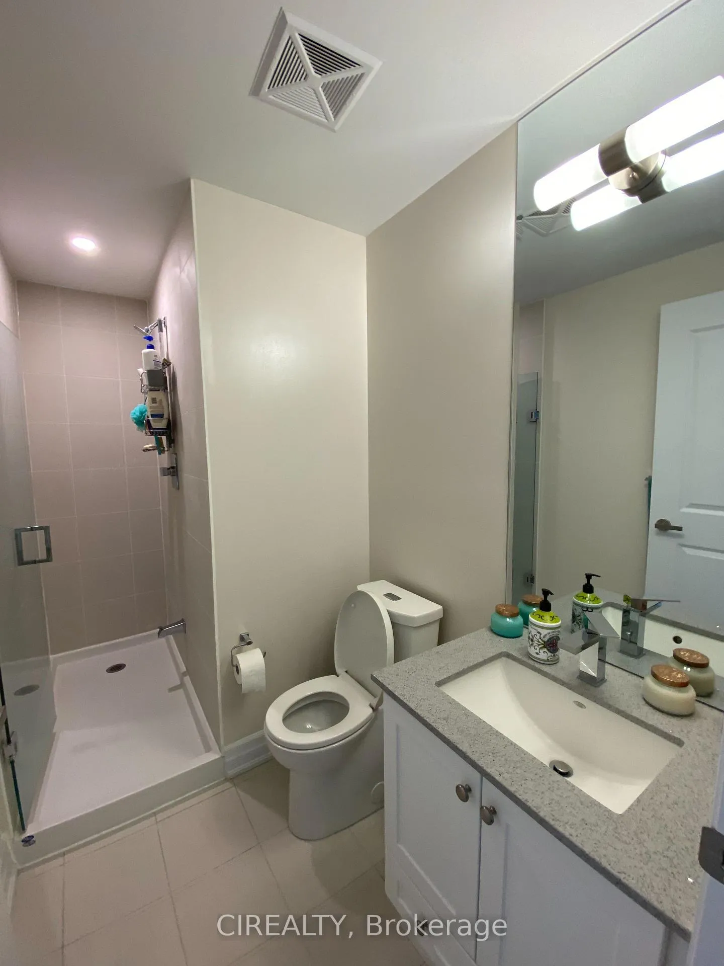 Photo 18 of Unit 707, 9085 Jane Street, Vaughan, Concord — HOMEH