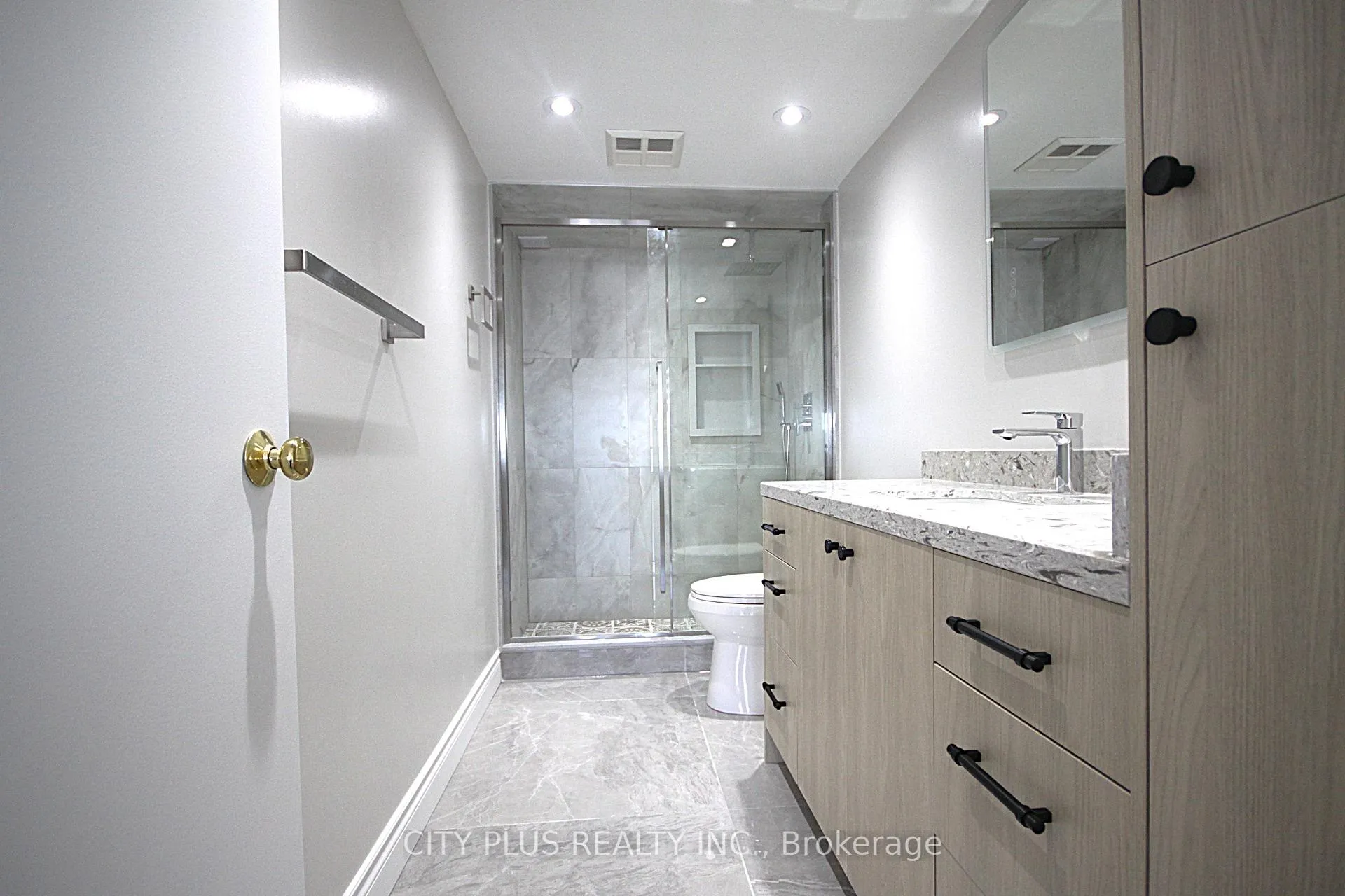 Photo 12 of Unit 1607, 7460 Bathurst Street, Vaughan, Brownridge — HOMEH