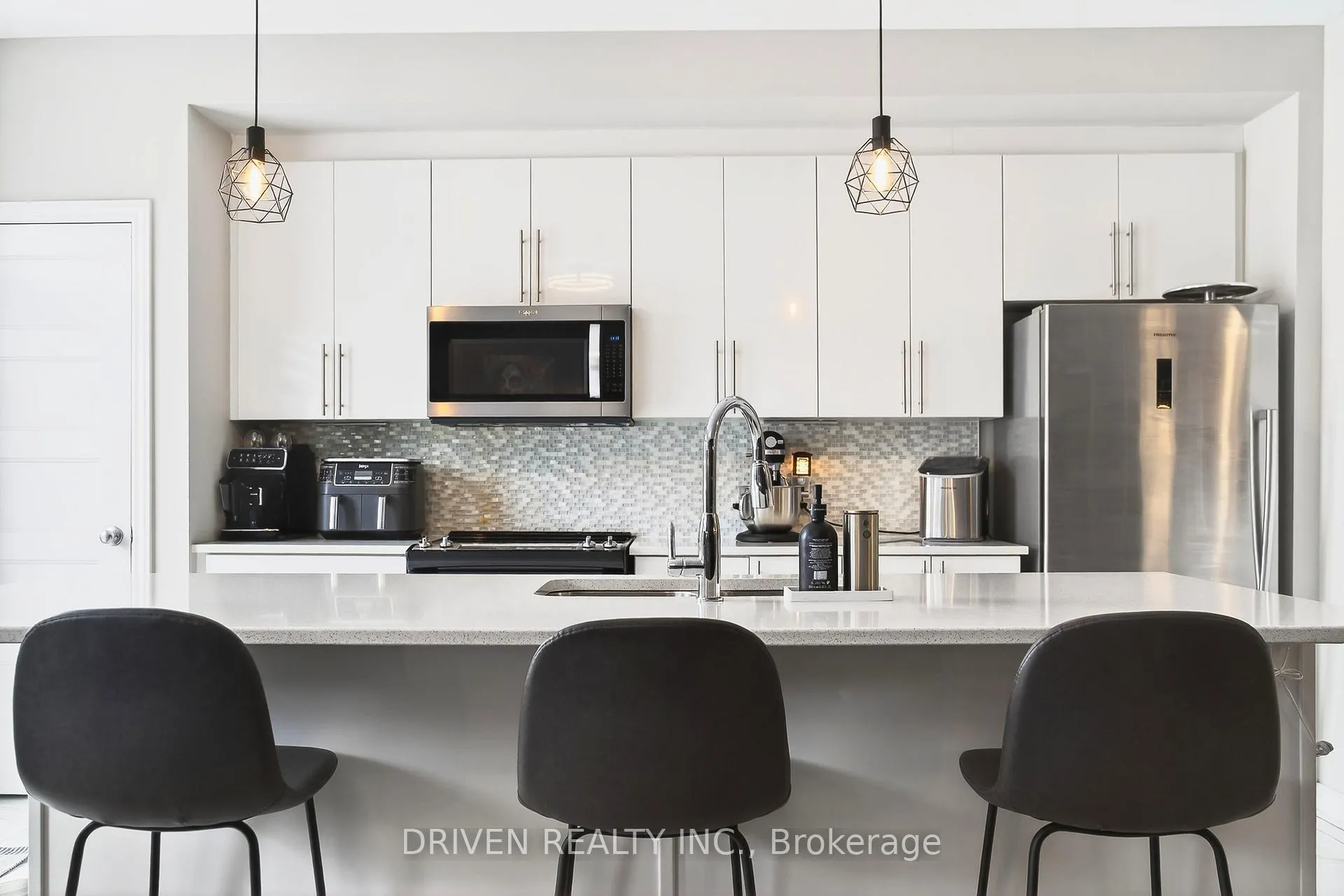 Photo 9 of 367 Mountain Sorrel Way, Ottawa, Avalon West — HOMEH