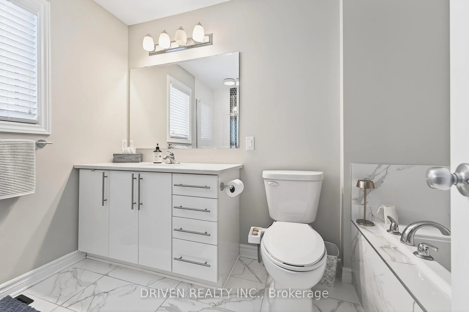 Photo 13 of 367 Mountain Sorrel Way, Ottawa, Avalon West — HOMEH