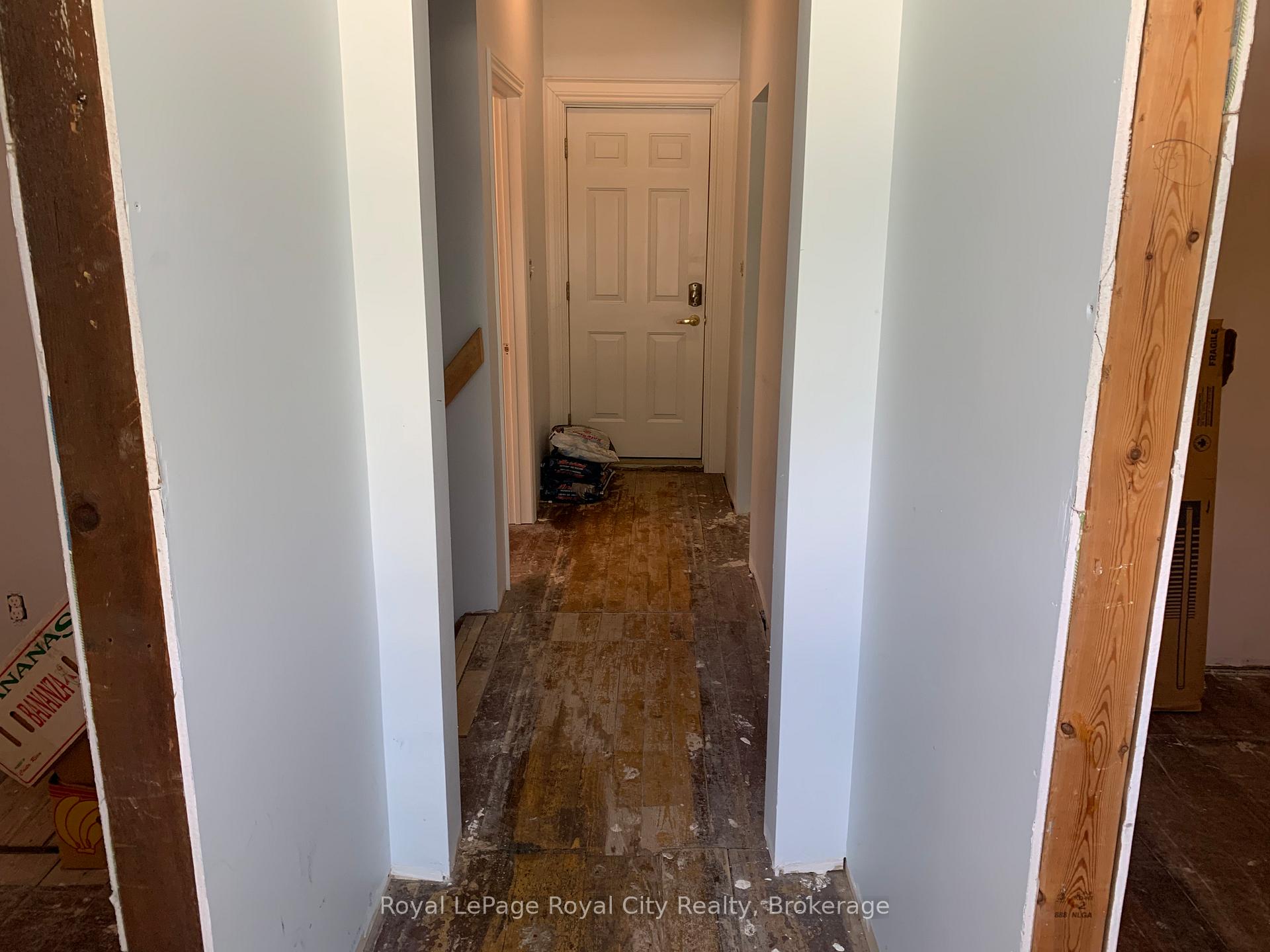 Photo 3 of 180 Waterloo Avenue, Guelph, Downtown — HOMEH
