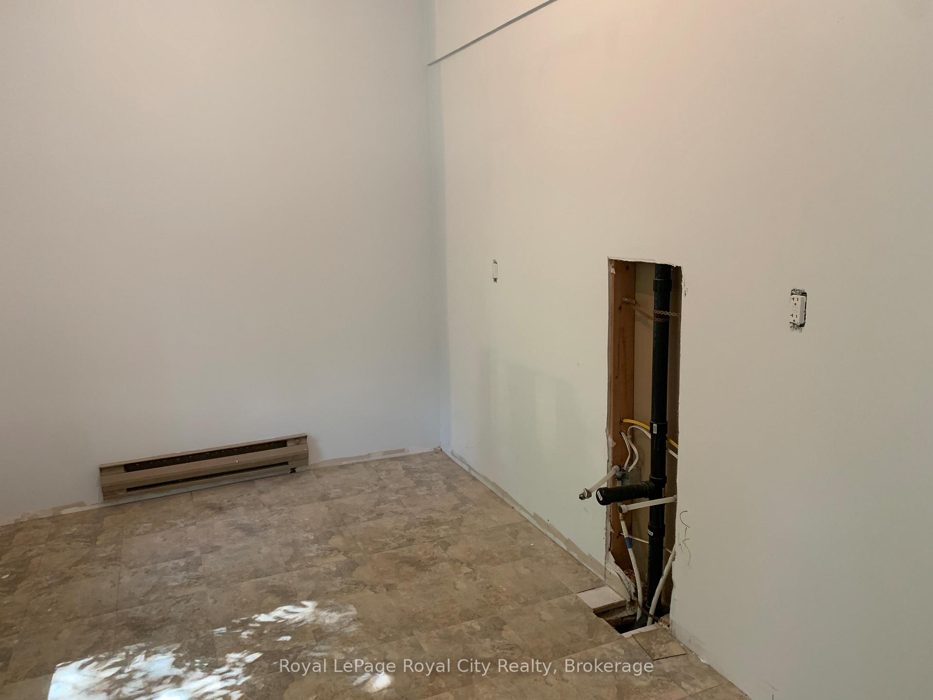 Photo 5 of 180 Waterloo Avenue, Guelph, Downtown — HOMEH