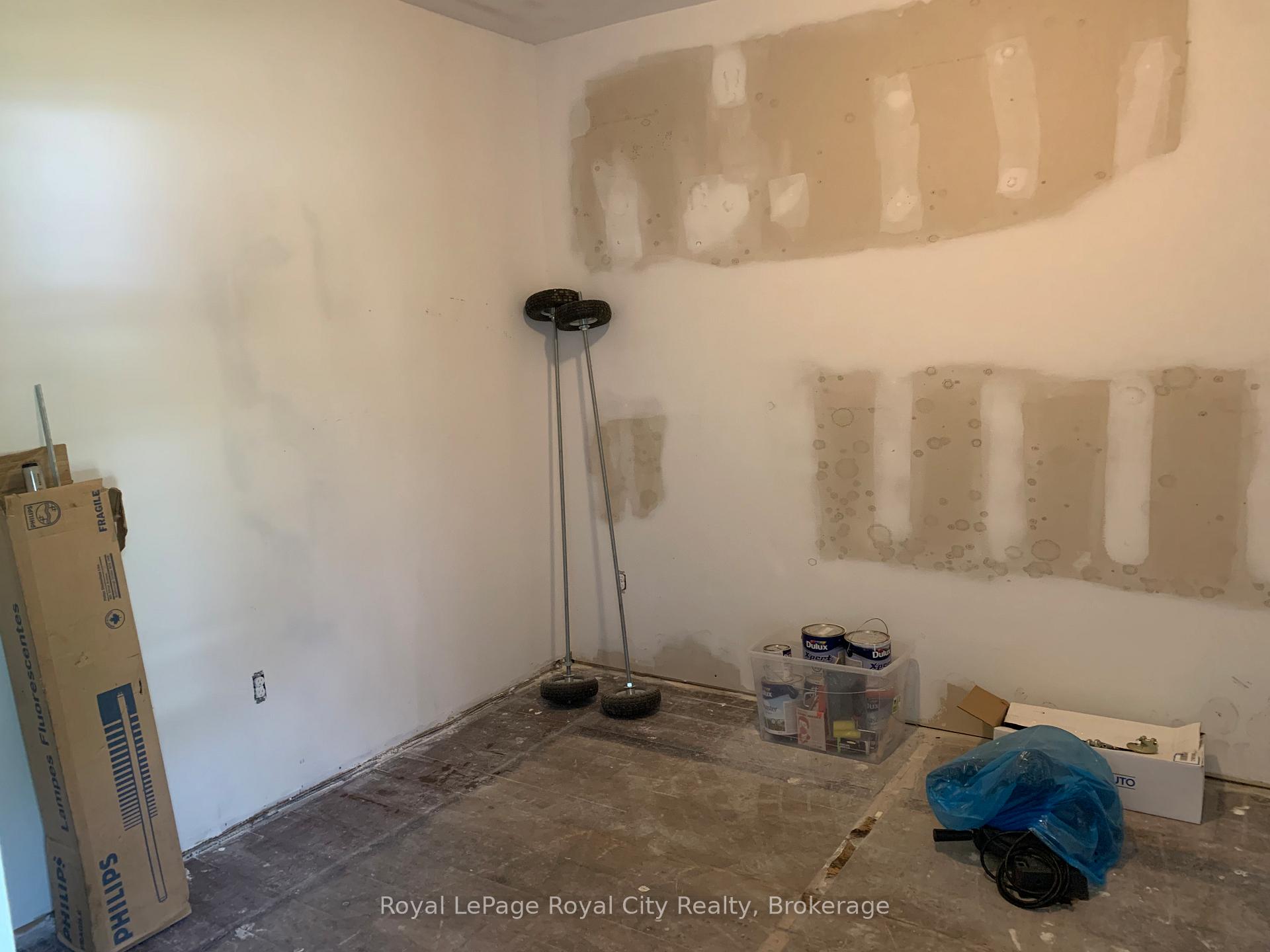 Photo 6 of 180 Waterloo Avenue, Guelph, Downtown — HOMEH
