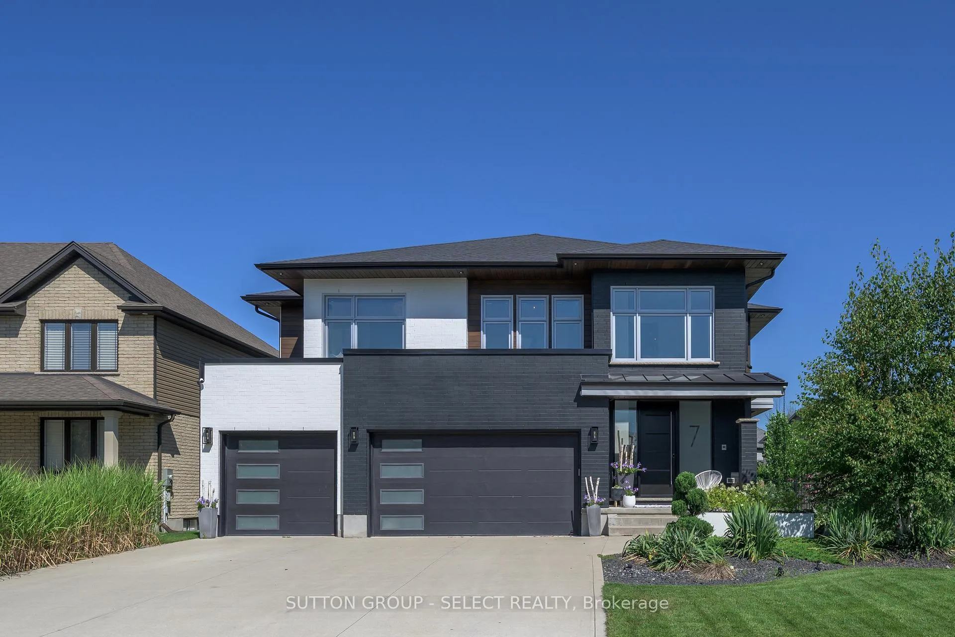 Photo 1 of 7 Valleyview Crescent, Middlesex Centre, Komoka — HOMEH