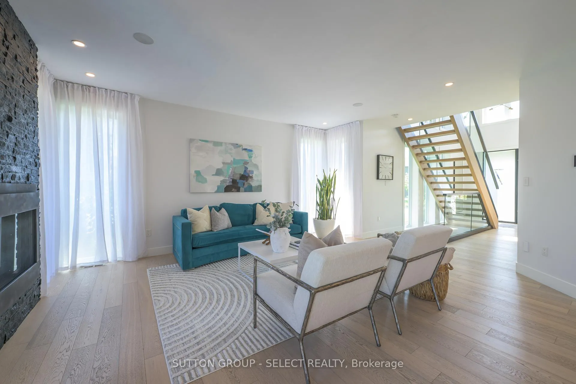 Photo 11 of 7 Valleyview Crescent, Middlesex Centre, Komoka — HOMEH