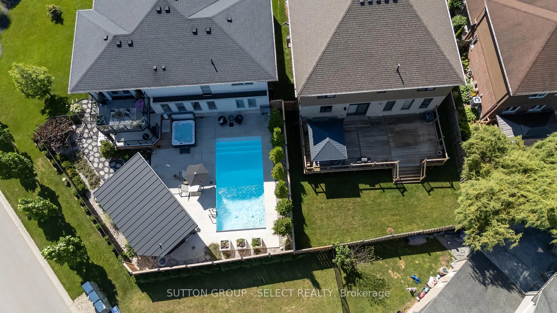 Photo 39 of 7 Valleyview Crescent, Middlesex Centre, Komoka — HOMEH