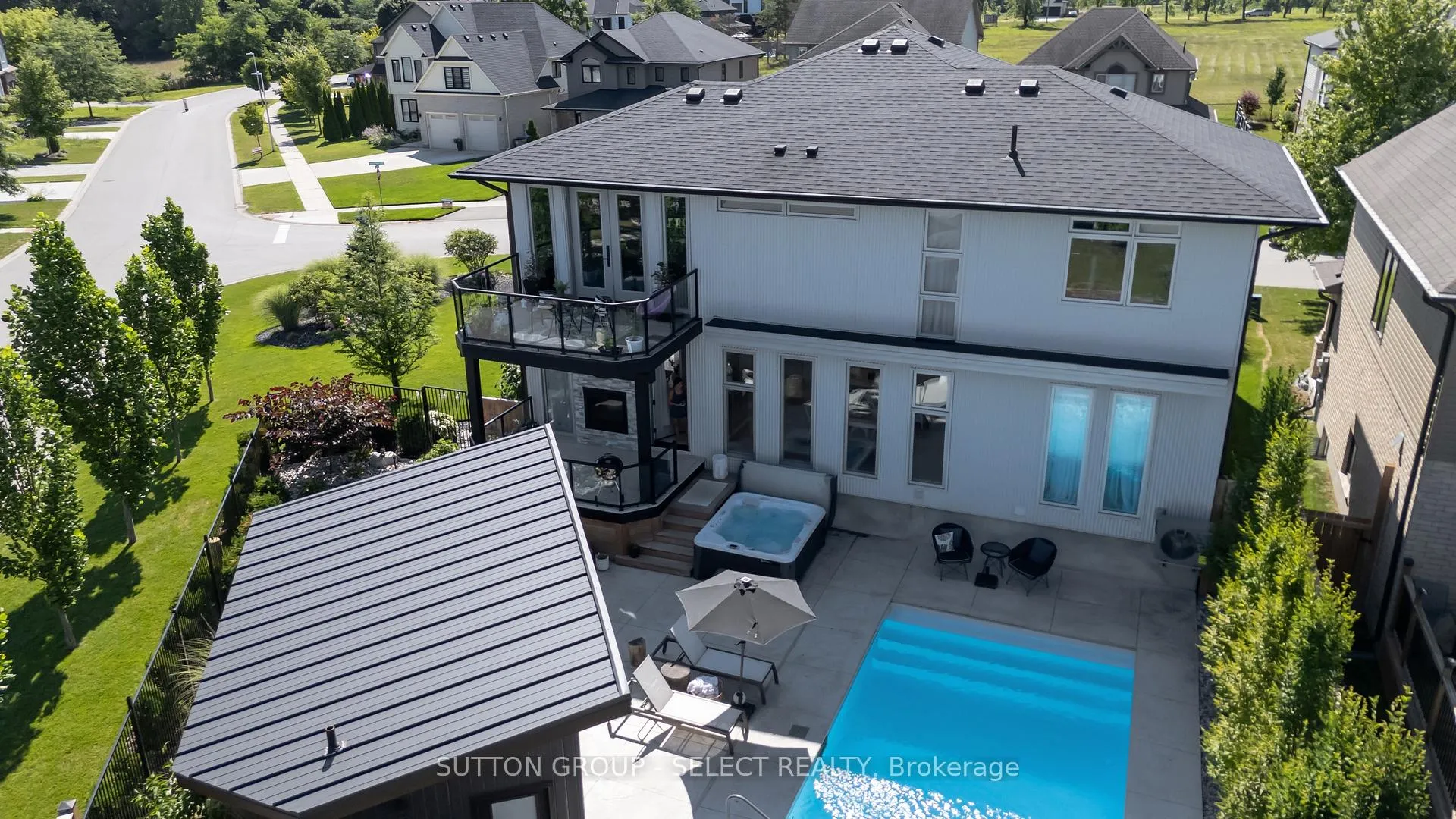 Photo 40 of 7 Valleyview Crescent, Middlesex Centre, Komoka — HOMEH