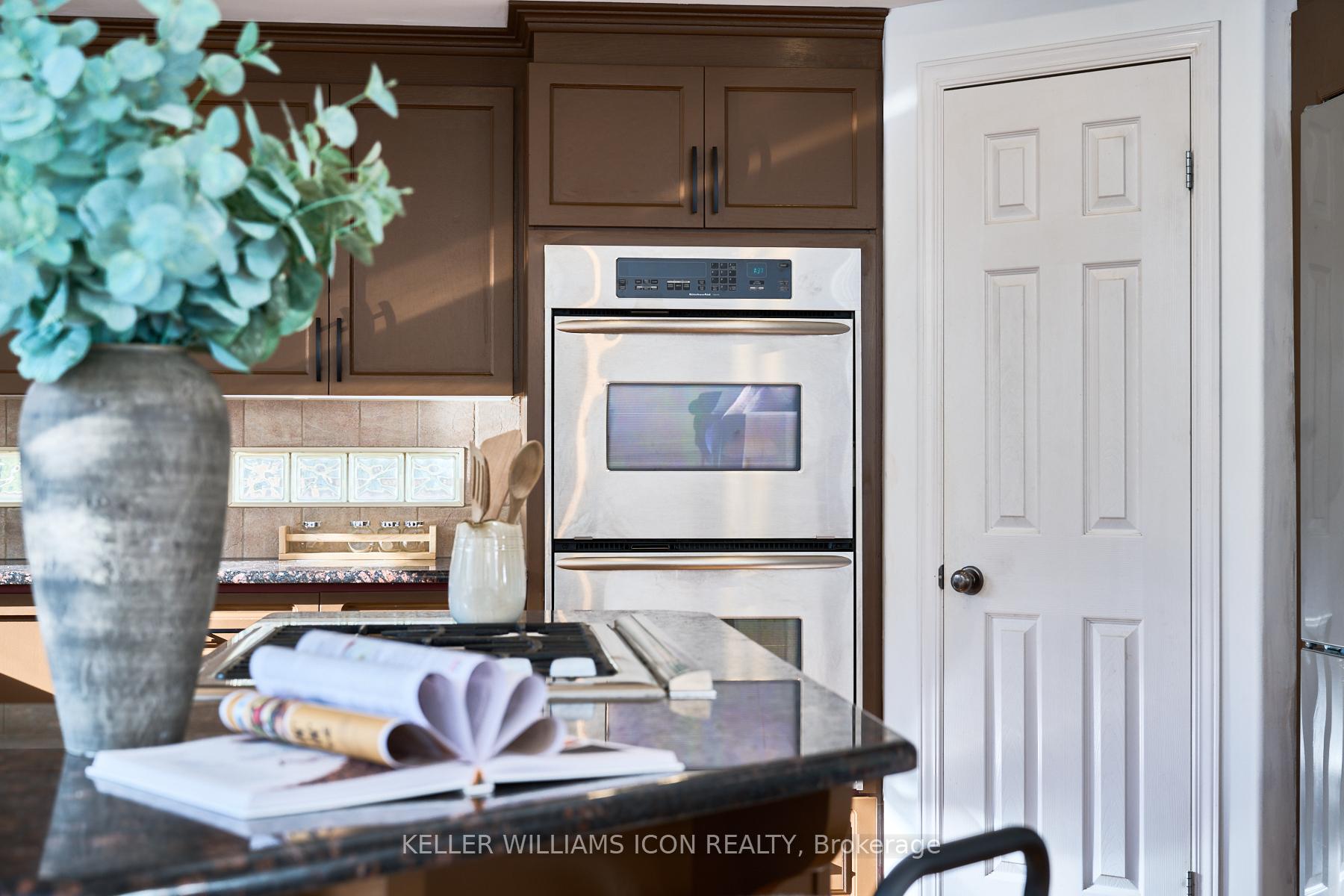 Photo 16 of 10 Pondhollow Way, Ottawa, Barrhaven - Stonebridge — HOMEH