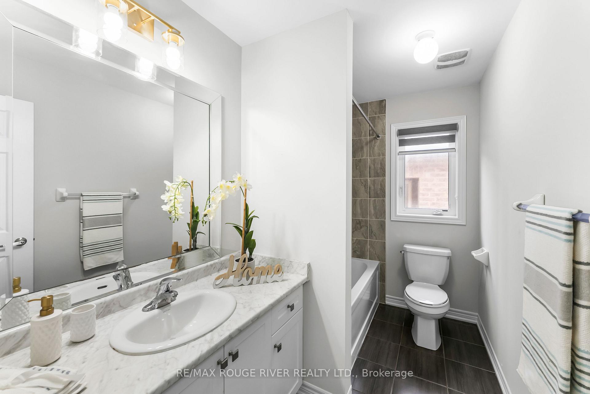 Photo 21 of 1137 Enchanted Crescent, Pickering, Rural Pickering — HOMEH