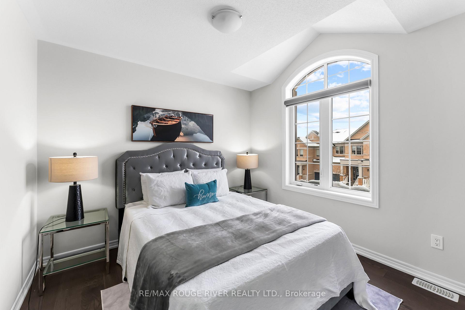 Photo 22 of 1137 Enchanted Crescent, Pickering, Rural Pickering — HOMEH