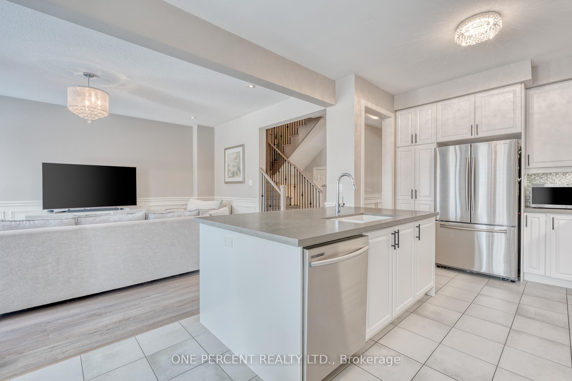 Photo 16 of 311 Humphrey Street, Hamilton, Waterdown — HOMEH