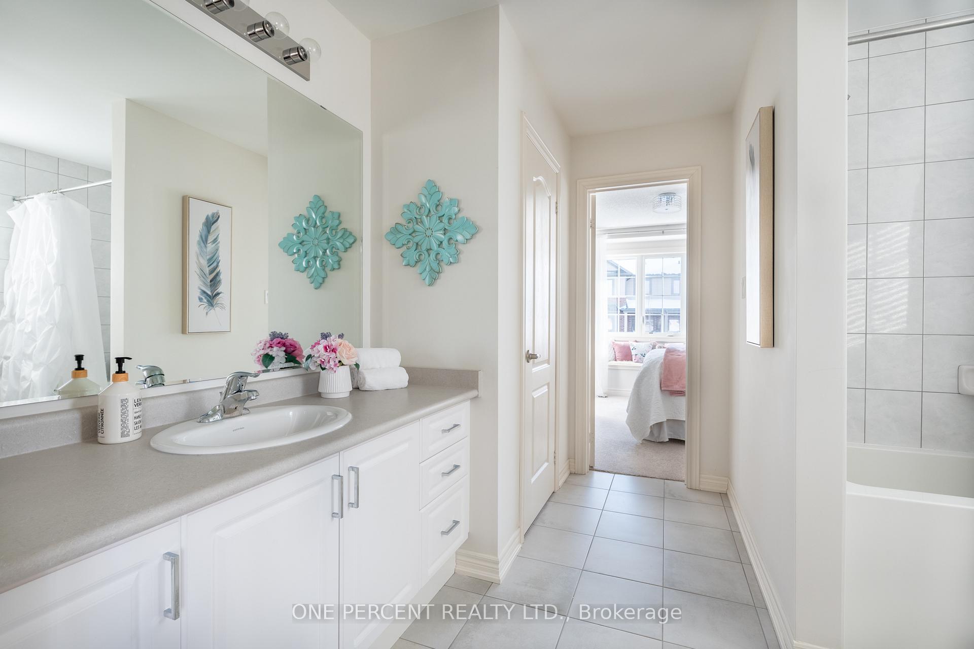 Photo 25 of 311 Humphrey Street, Hamilton, Waterdown — HOMEH