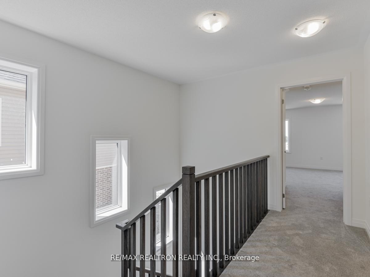 Photo 22 of 17 Shepherd Drive, Barrie, Rural Barrie Southeast — HOMEH