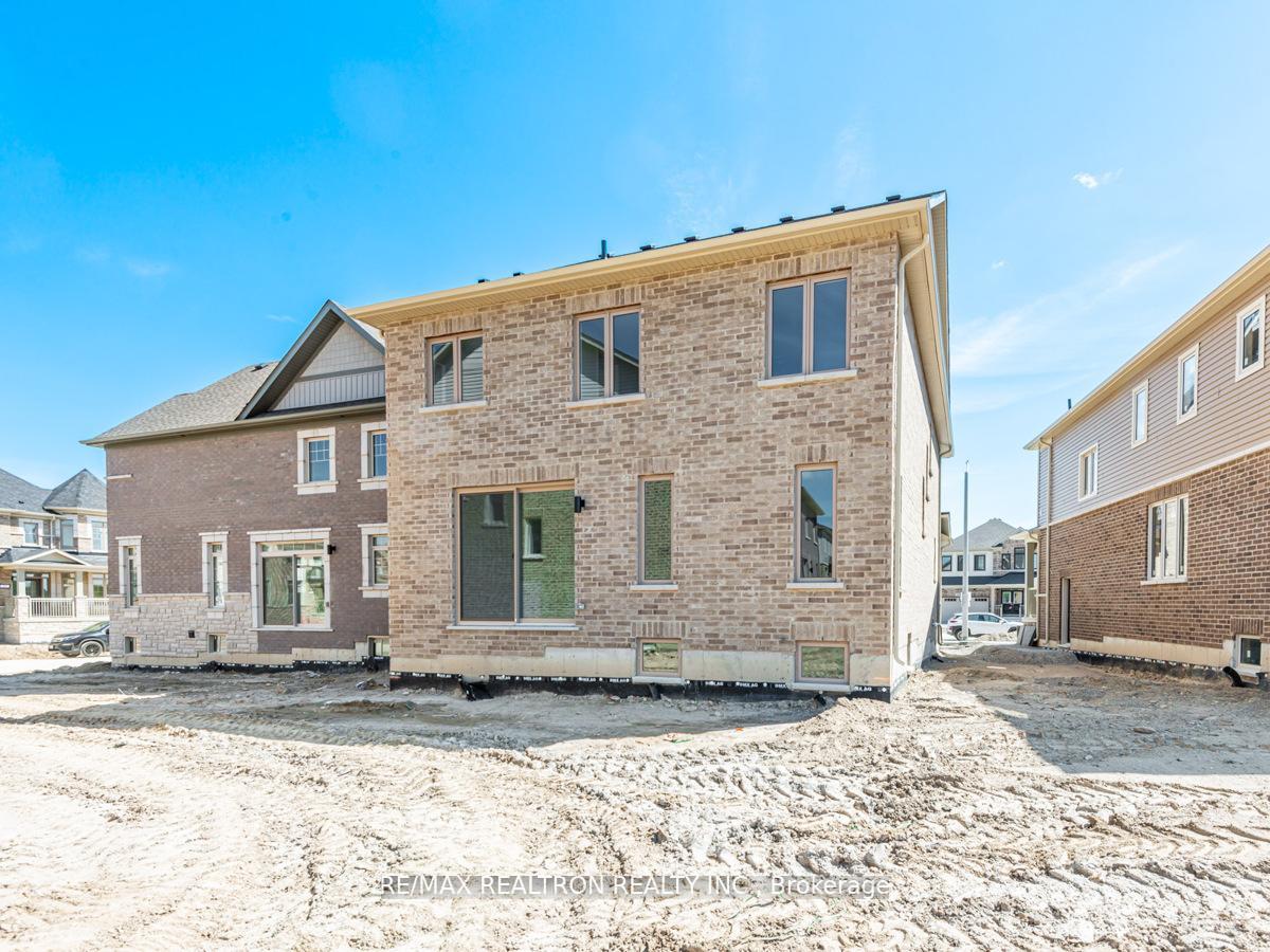 Photo 36 of 17 Shepherd Drive, Barrie, Rural Barrie Southeast — HOMEH