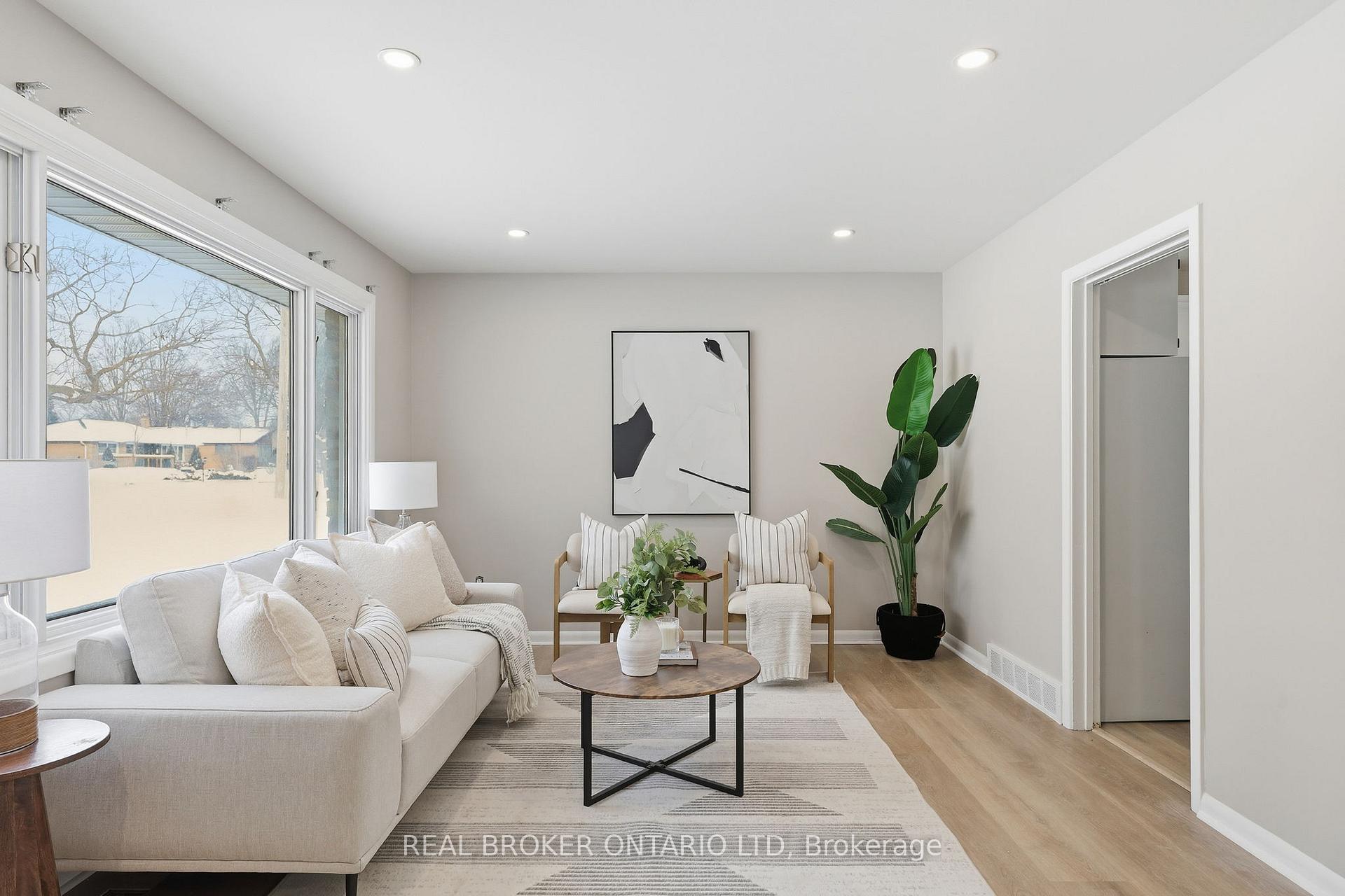 Photo 11 of 205 Holgate Road, London, East I — HOMEH