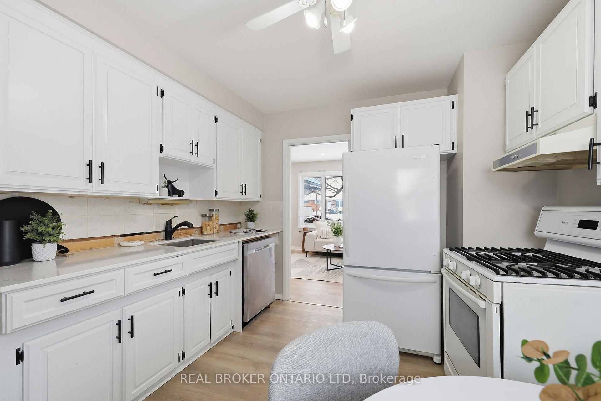 Photo 16 of 205 Holgate Road, London, East I — HOMEH