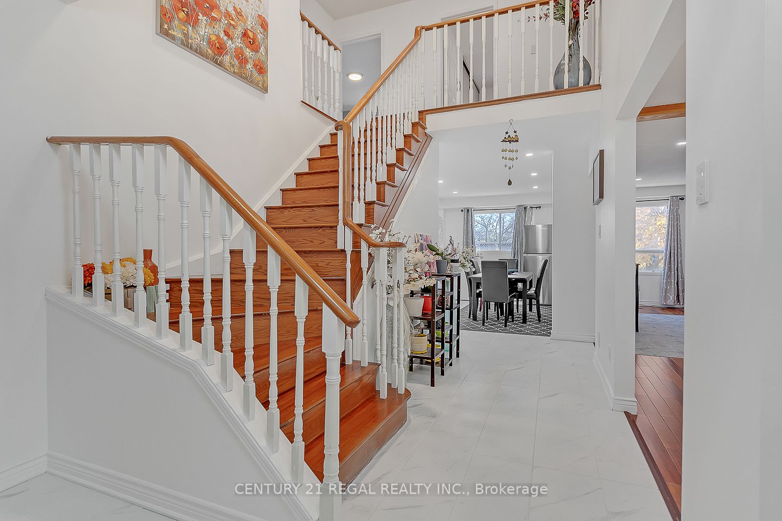 Photo 6 of 28 Upland Drive, Whitby, Blue Grass Meadows — HOMEH