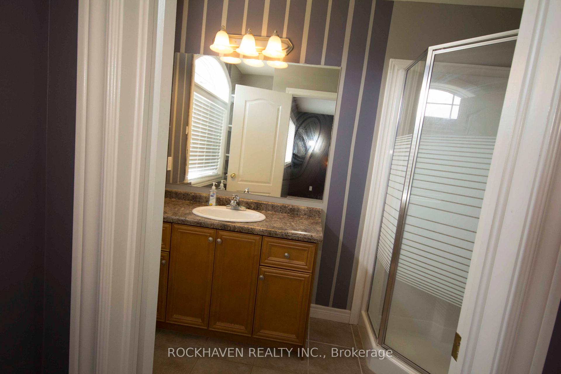 Photo 8 of 108 Marina Point Crescent, Hamilton, Winona Park — HOMEH