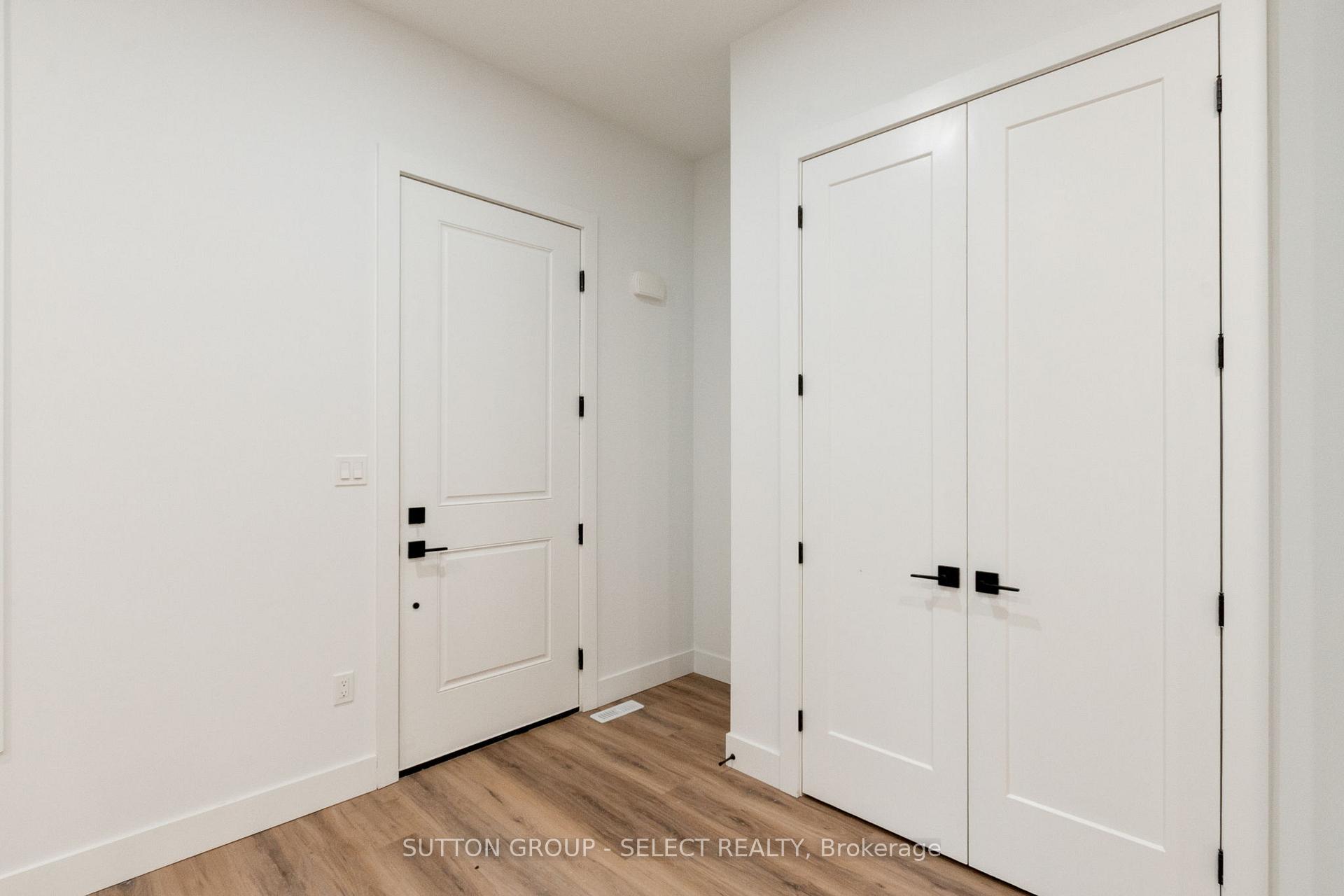 Photo 2 of 822 Maitland Street, London, East B — HOMEH