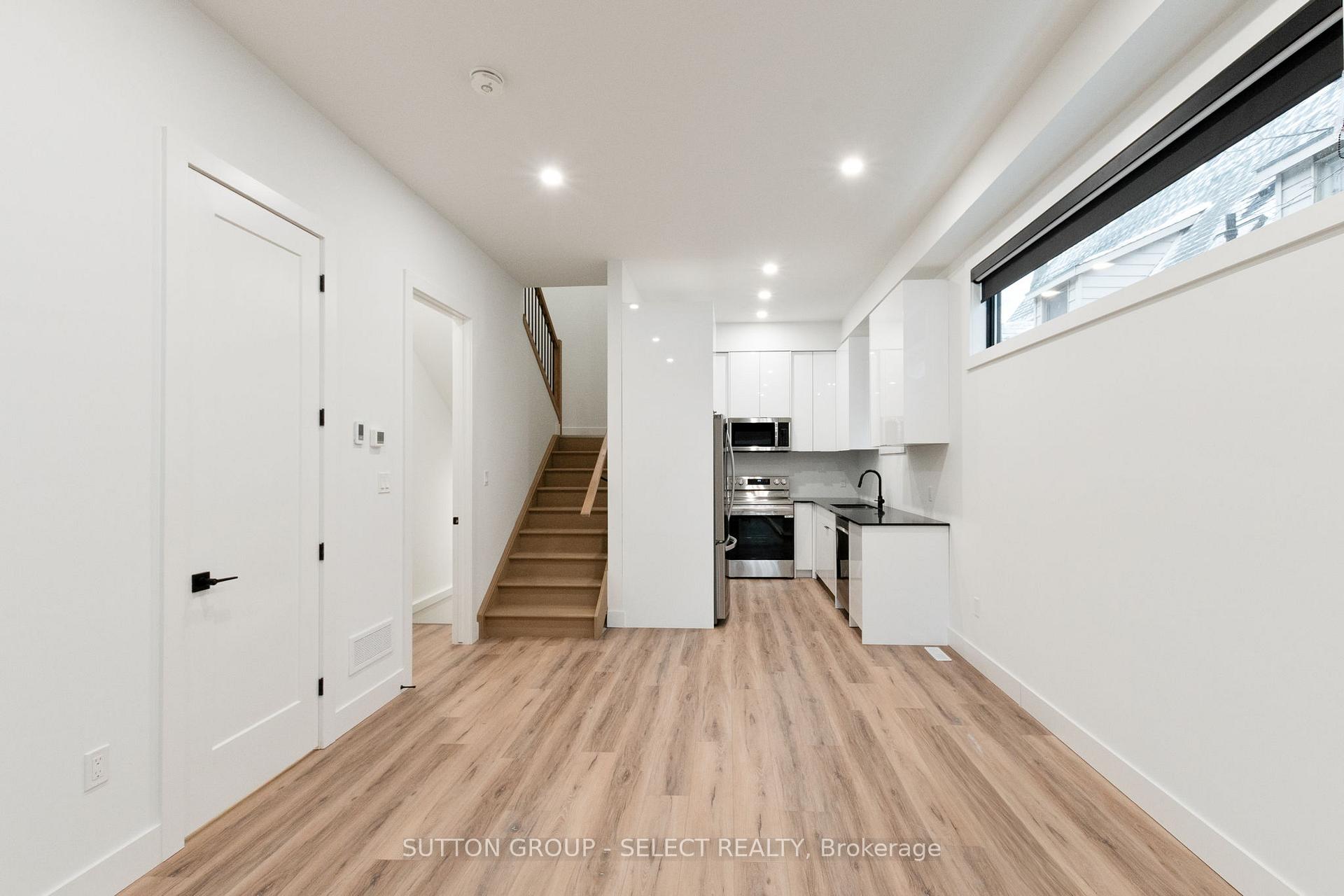 Photo 6 of 822 Maitland Street, London, East B — HOMEH
