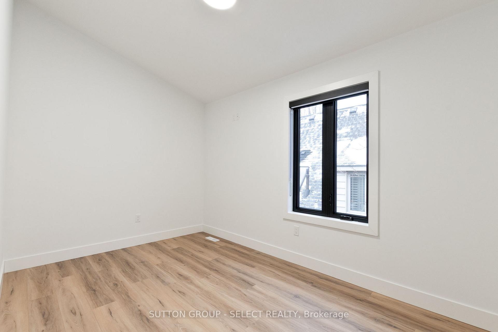 Photo 16 of 822 Maitland Street, London, East B — HOMEH