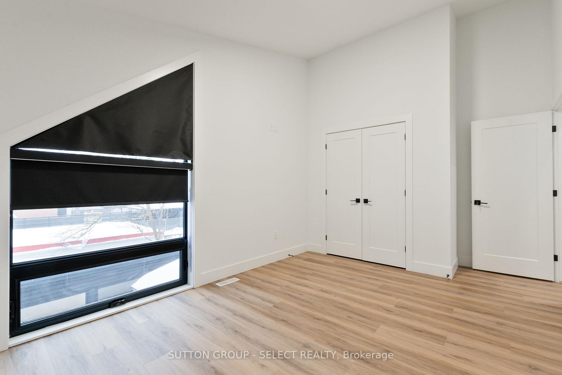 Photo 22 of 822 Maitland Street, London, East B — HOMEH