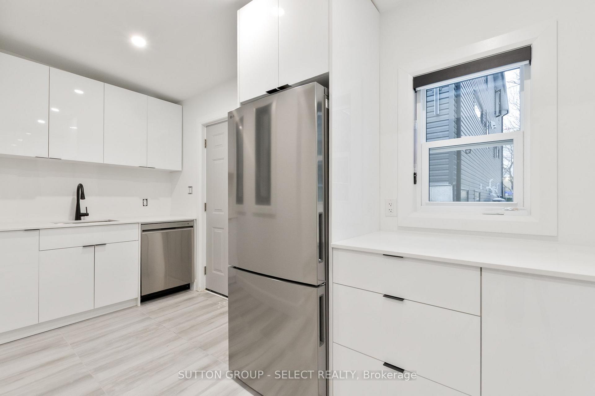 Photo 33 of 822 Maitland Street, London, East B — HOMEH