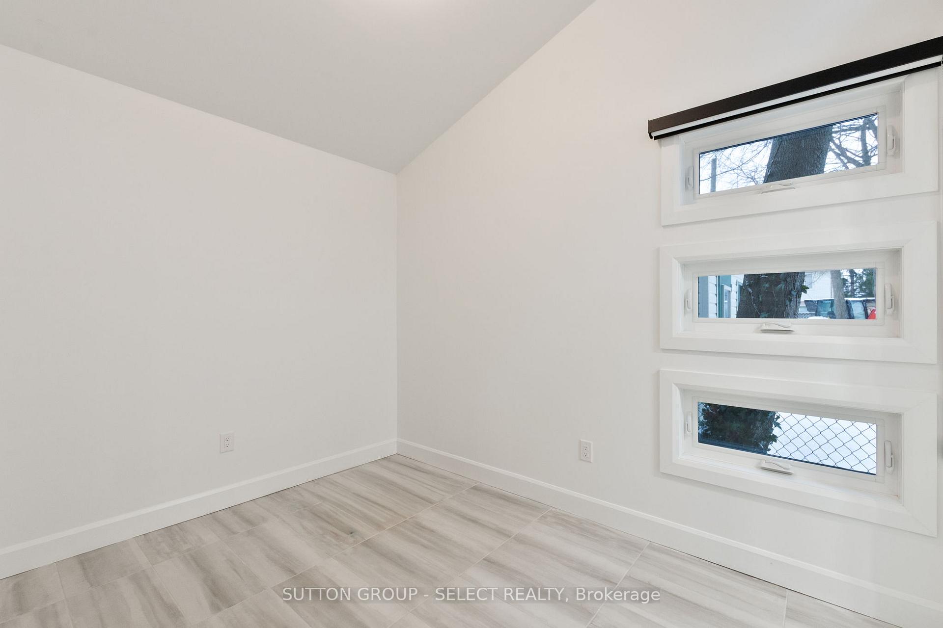 Photo 41 of 822 Maitland Street, London, East B — HOMEH