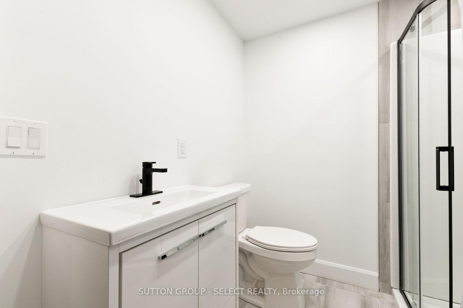 Photo 44 of 822 Maitland Street, London, East B — HOMEH