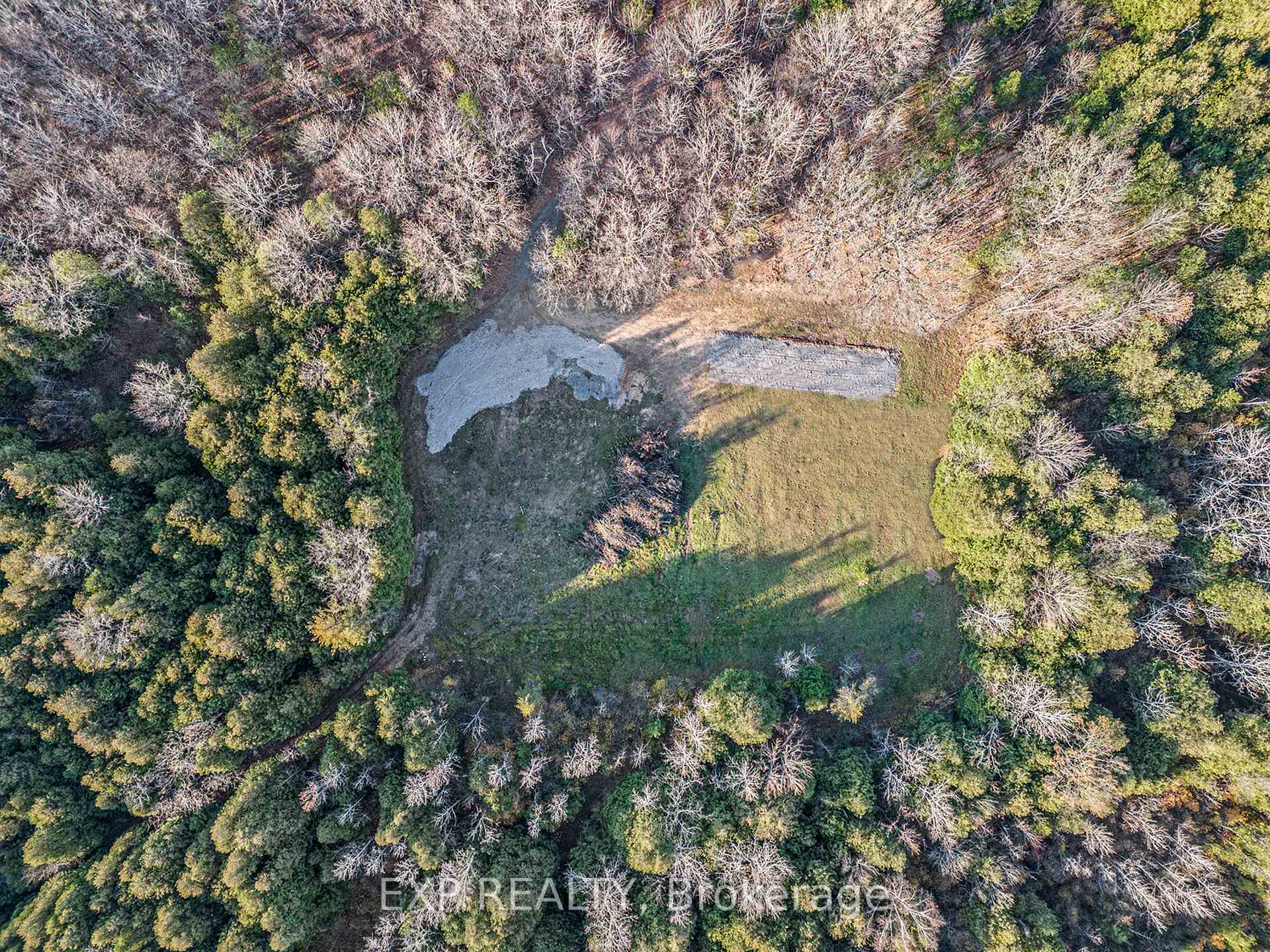 Photo 2 of 8014 Parkway Road, Ottawa, Osgoode Twp North of Reg Rd 6 — HOMEH