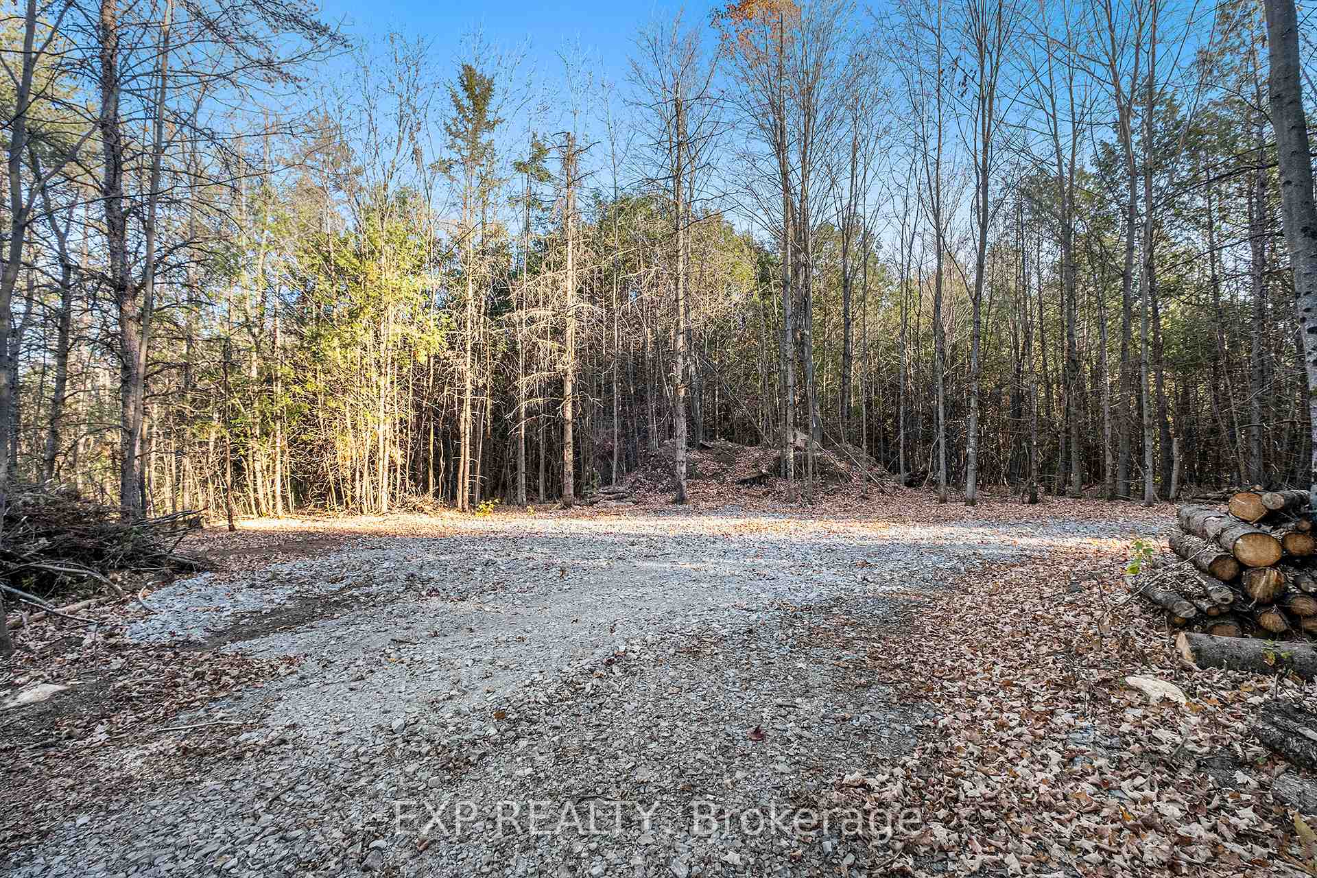 Photo 8 of 8014 Parkway Road, Ottawa, Osgoode Twp North of Reg Rd 6 — HOMEH