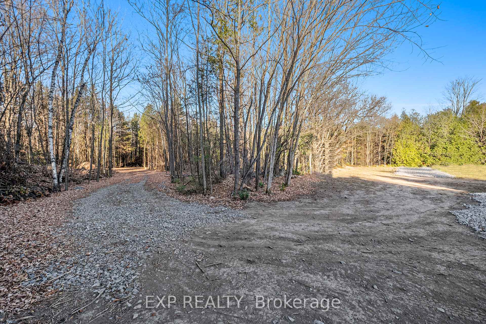 Photo 11 of 8014 Parkway Road, Ottawa, Osgoode Twp North of Reg Rd 6 — HOMEH
